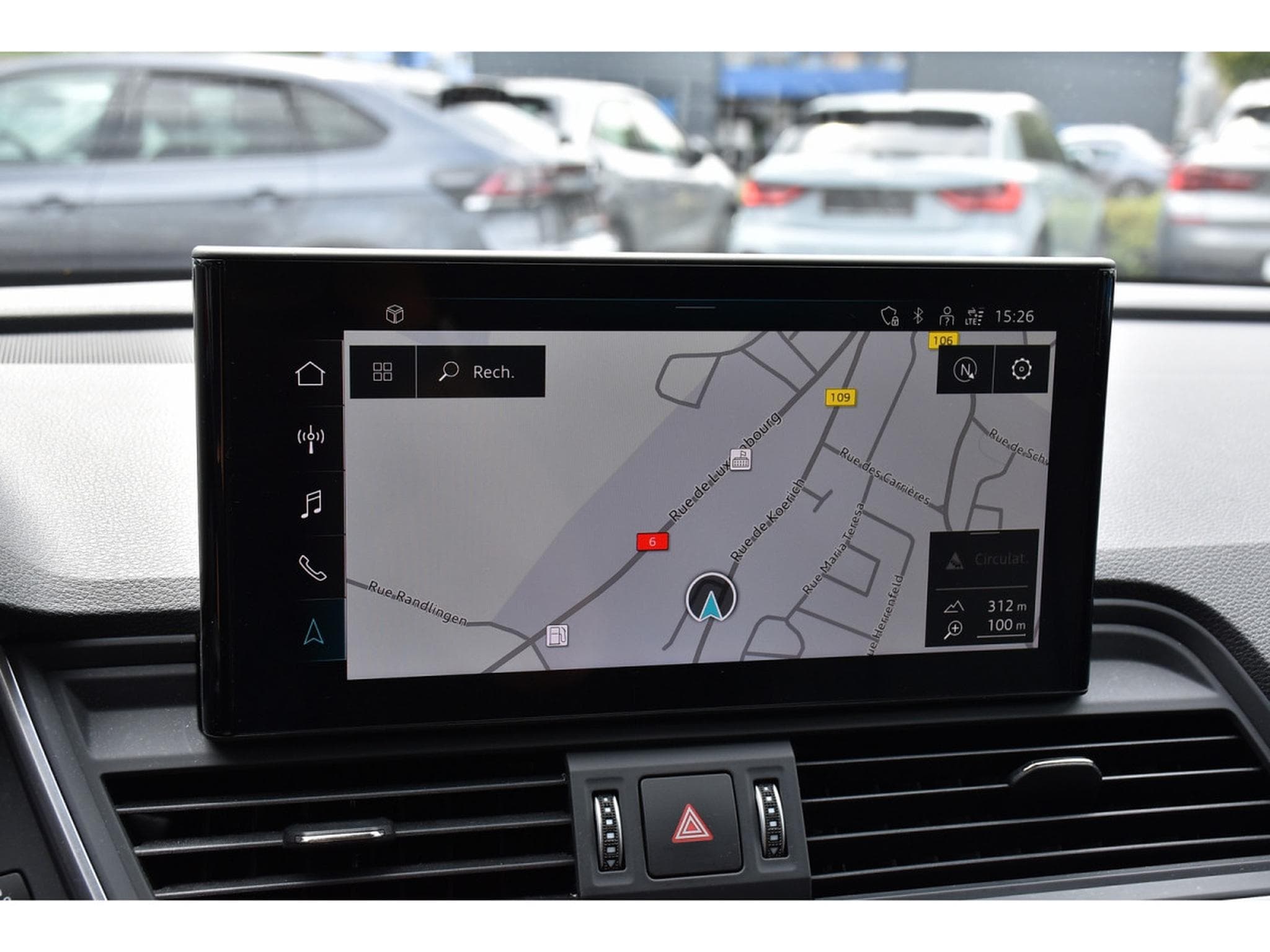 Audi Q5 40 TFSI Quattro S-Line S-Tronic CUIR LANE CAM MATRIX 1° MAIN (2024) - Photo 11