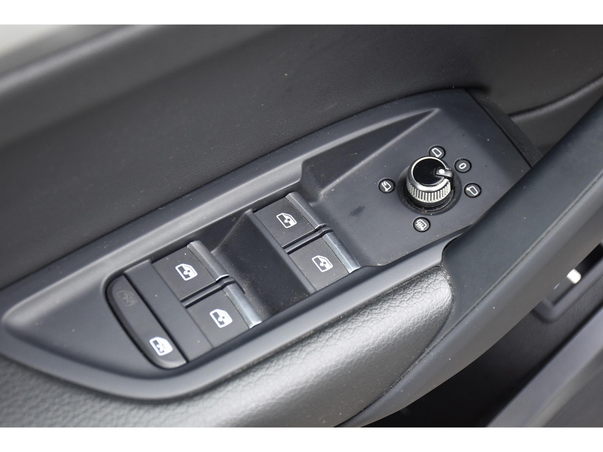Audi Q5 40 TFSI Quattro S-Line S-Tronic CUIR LANE CAM MATRIX 1° MAIN (2024) - Photo 22