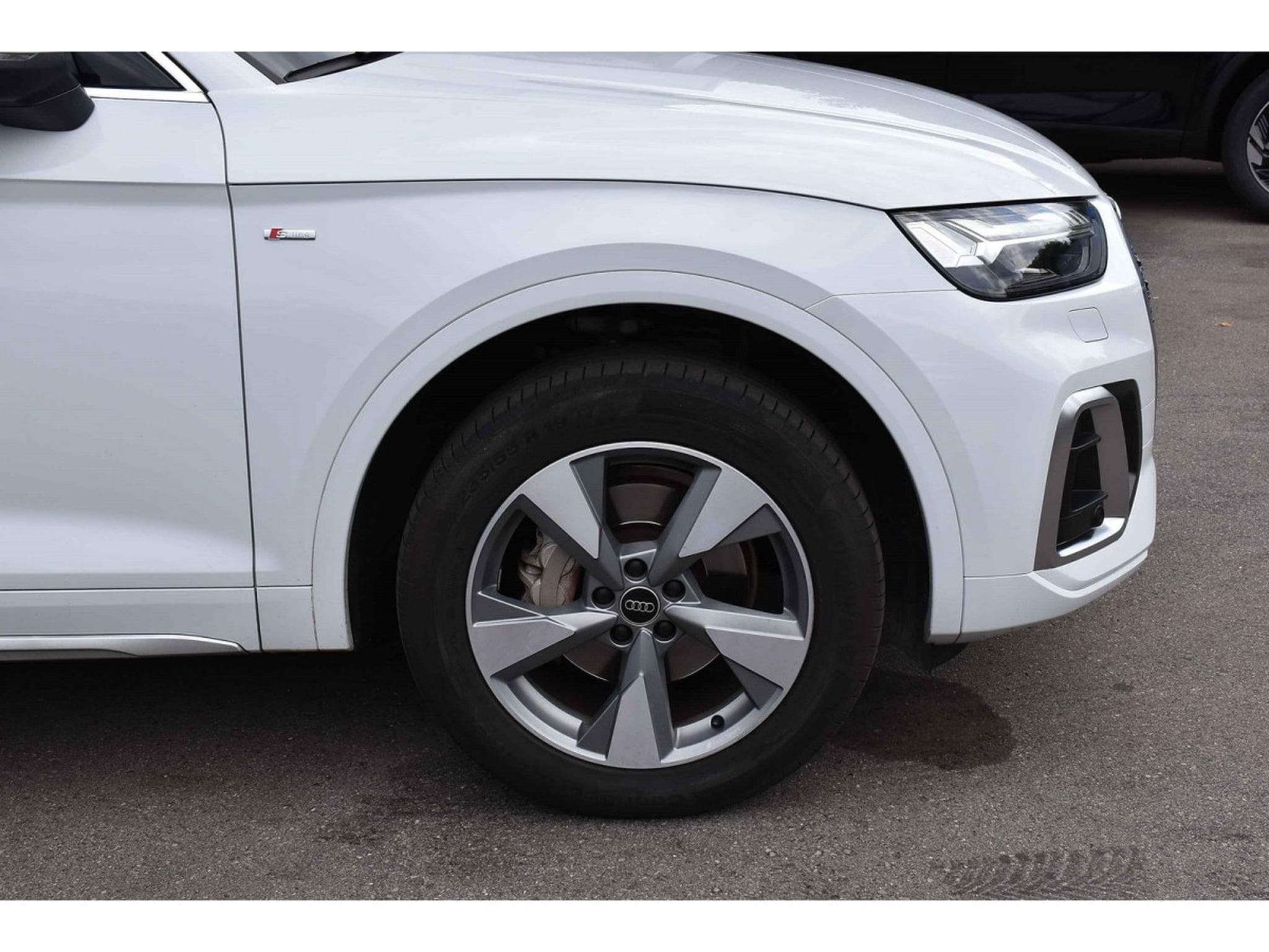 Audi Q5 40 TFSI Quattro S-Line S-Tronic CUIR LANE CAM MATRIX 1° MAIN (2024) - Photo 5