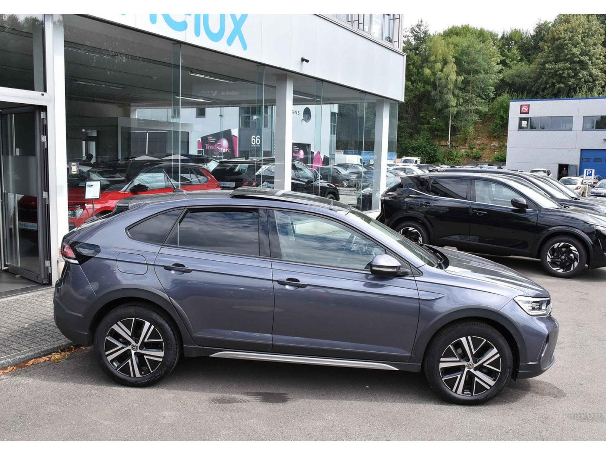 VW Taigo 1.0 TSI Style DSG TO ACC TRAVEL LED ATT RMQ JA17 (2022) - Photo 3