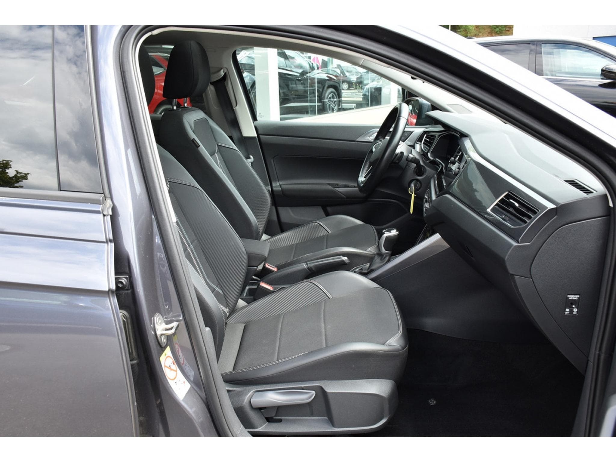 VW Taigo 1.0 TSI Style DSG TO ACC TRAVEL LED ATT RMQ JA17 (2022) - Photo 7