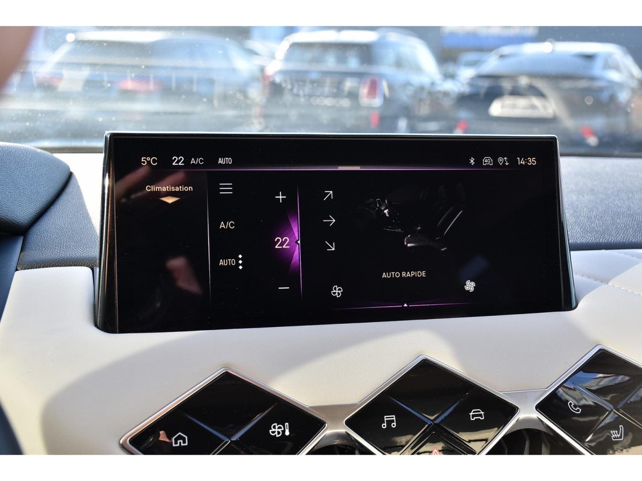 DS Automobiles DS3 1.2 PureTech EAT8 Rivoli CUIR GPS CAM LANE SIDE FOCAL 1°MAIN (2023) - Photo 16