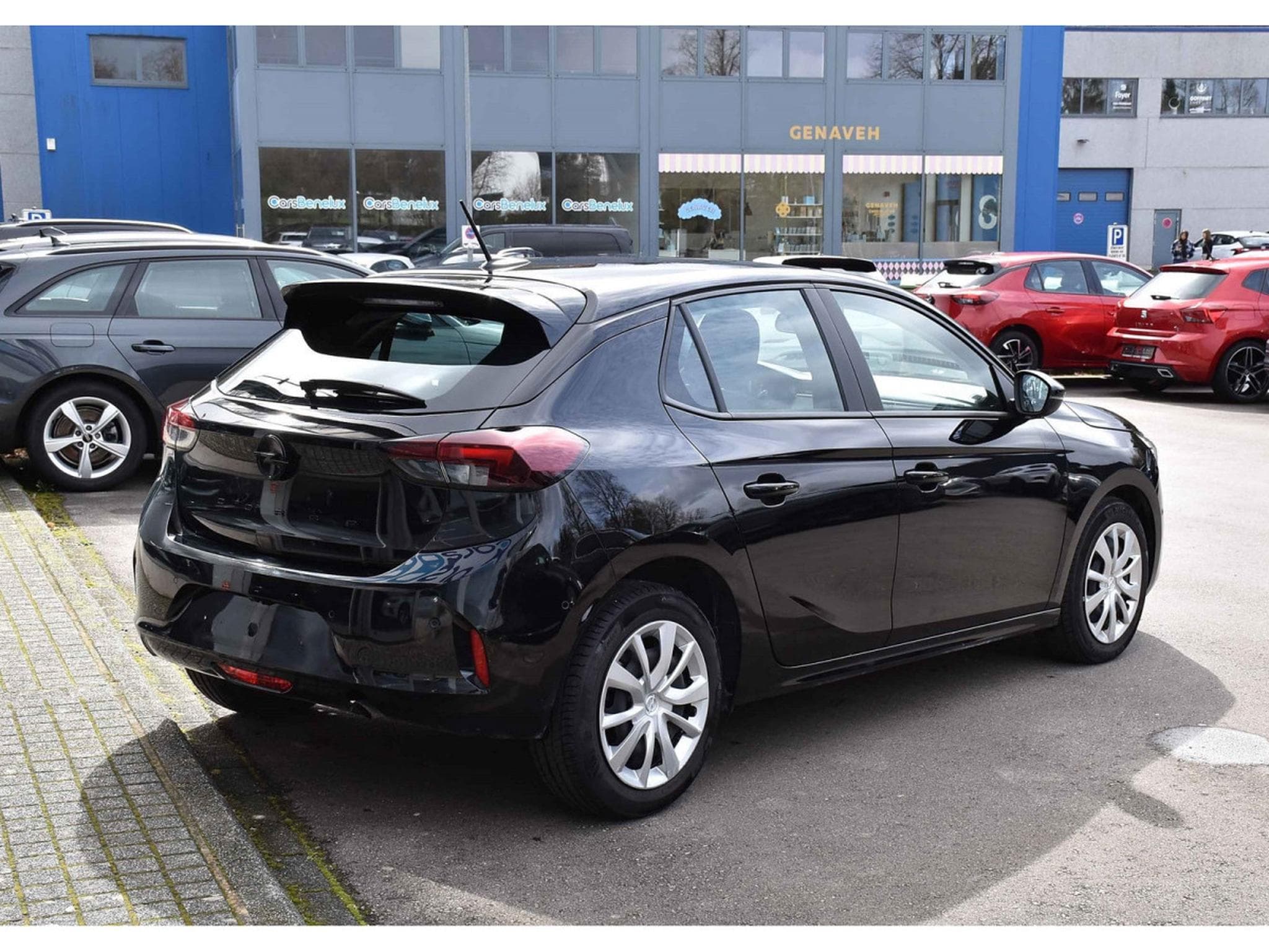 Opel Corsa 1.2 Turbo Edition AT8 REGUL LANE SIDE CAM 1° MAIN (2025) - Photo 4