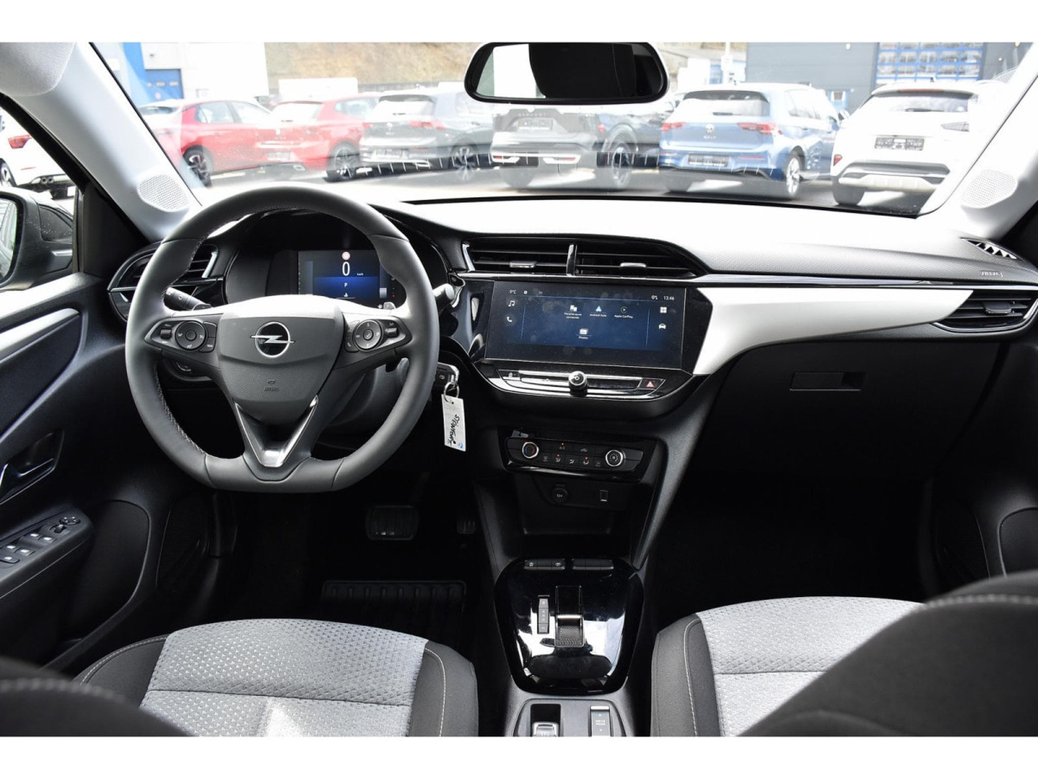 Opel Corsa 1.2 Turbo Edition AT8 REGUL LANE SIDE CAM 1° MAIN (2025) - Photo 8