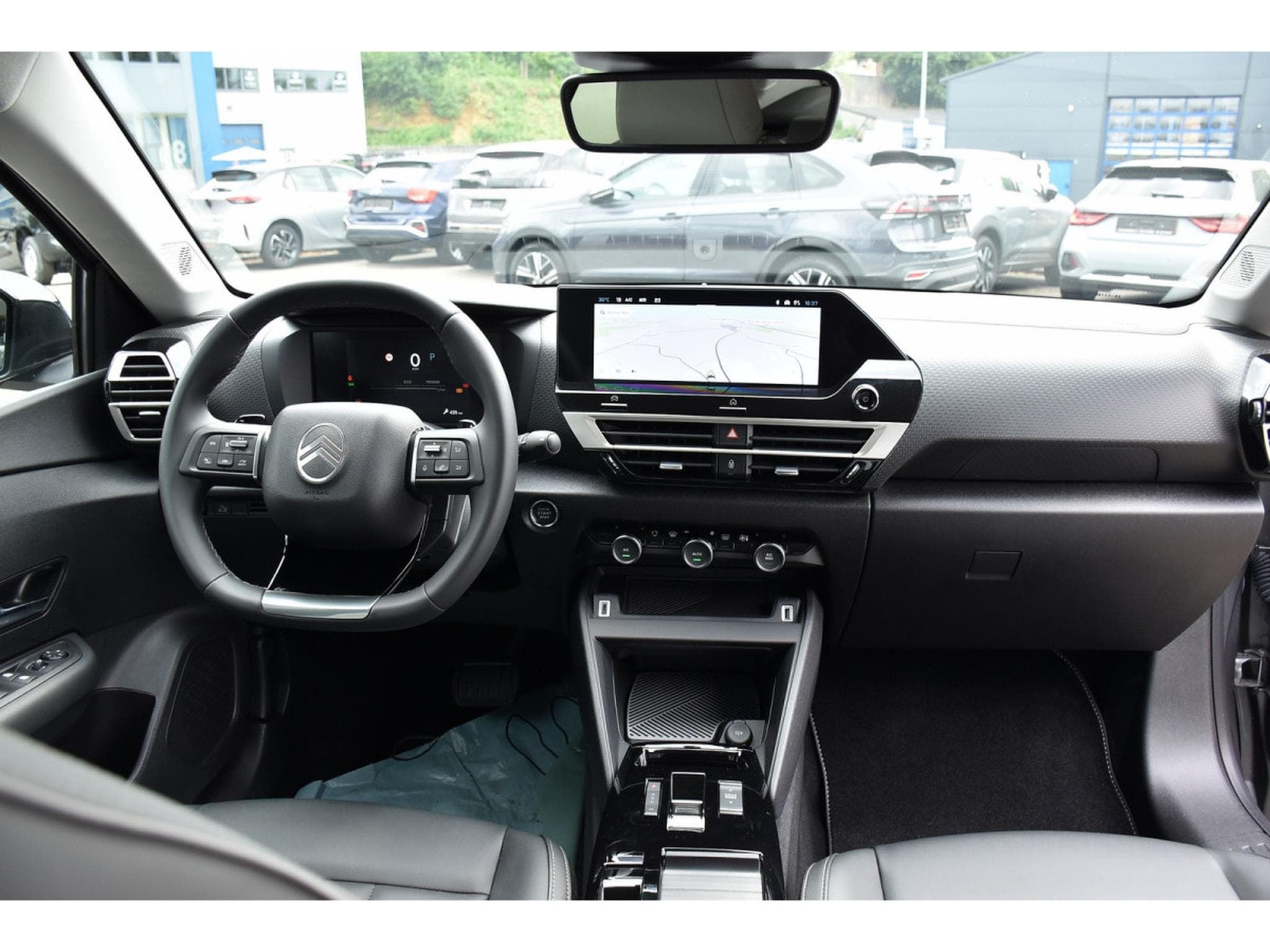 Citroën C4 X 1.2 MHEV 145 e-DCS6 Max ACC SIDE LANE GPS CAM 1° MAIN (2025) - Photo 9