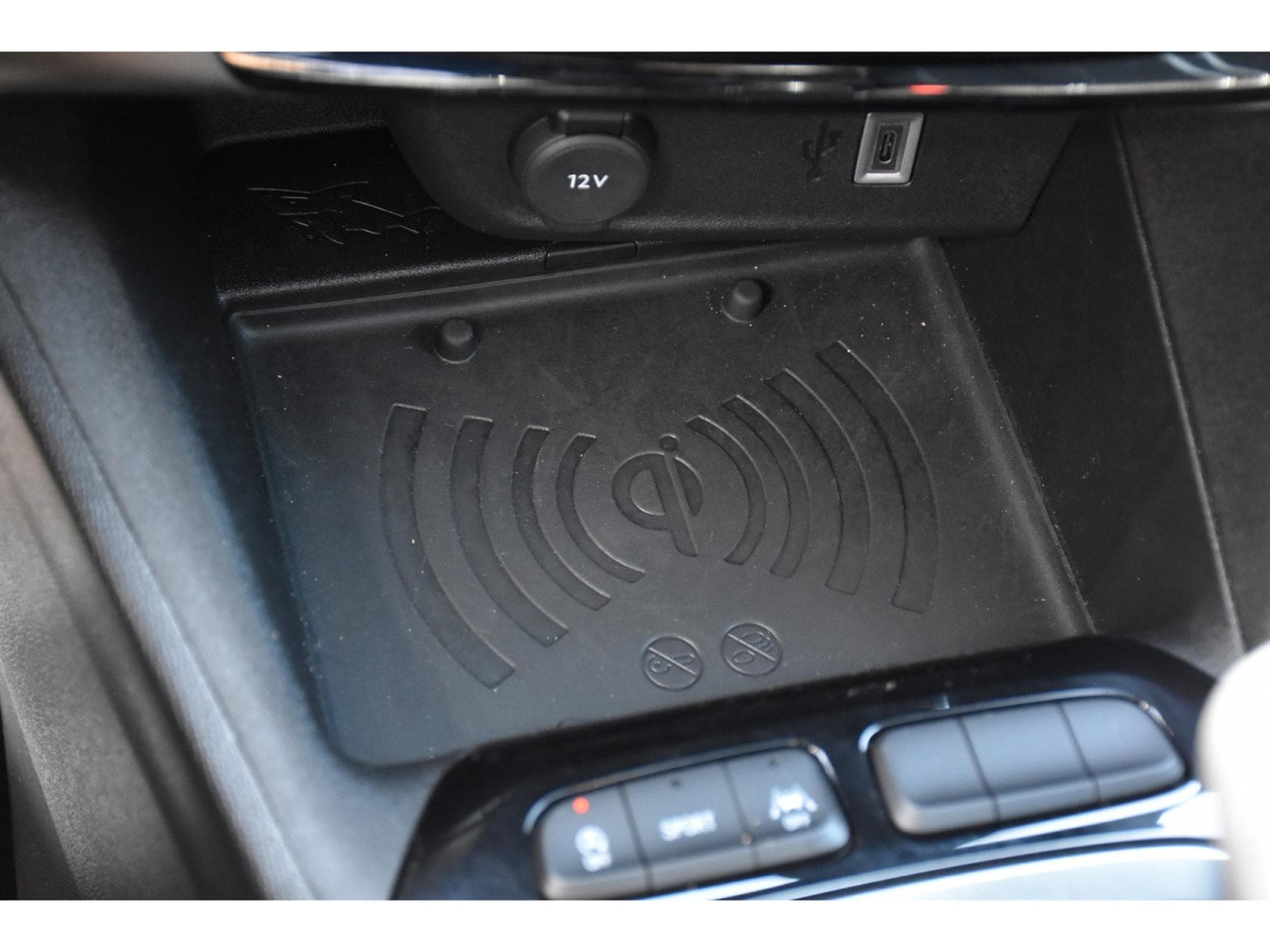 Opel Corsa 1.2 Turbo GS REGUL LANE SIDE GPS CAM KEYLESS 1° MAIN (2025) - Photo 21
