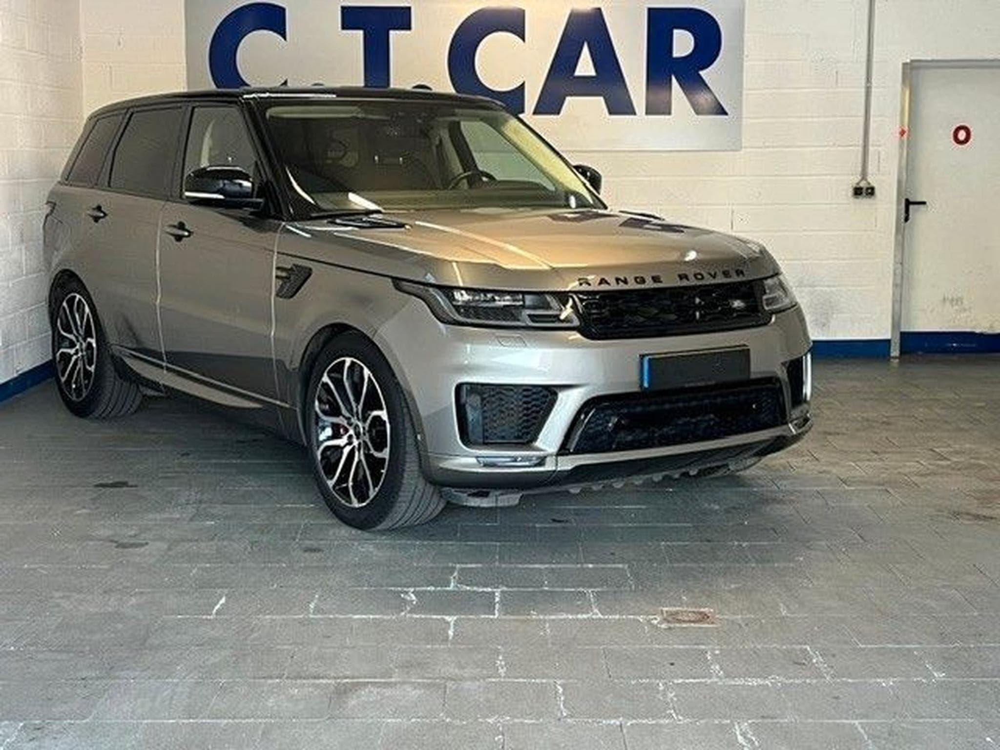 Land-Rover Range Rover 5.0 V8 SC Autobiography (2018) - Photo 1