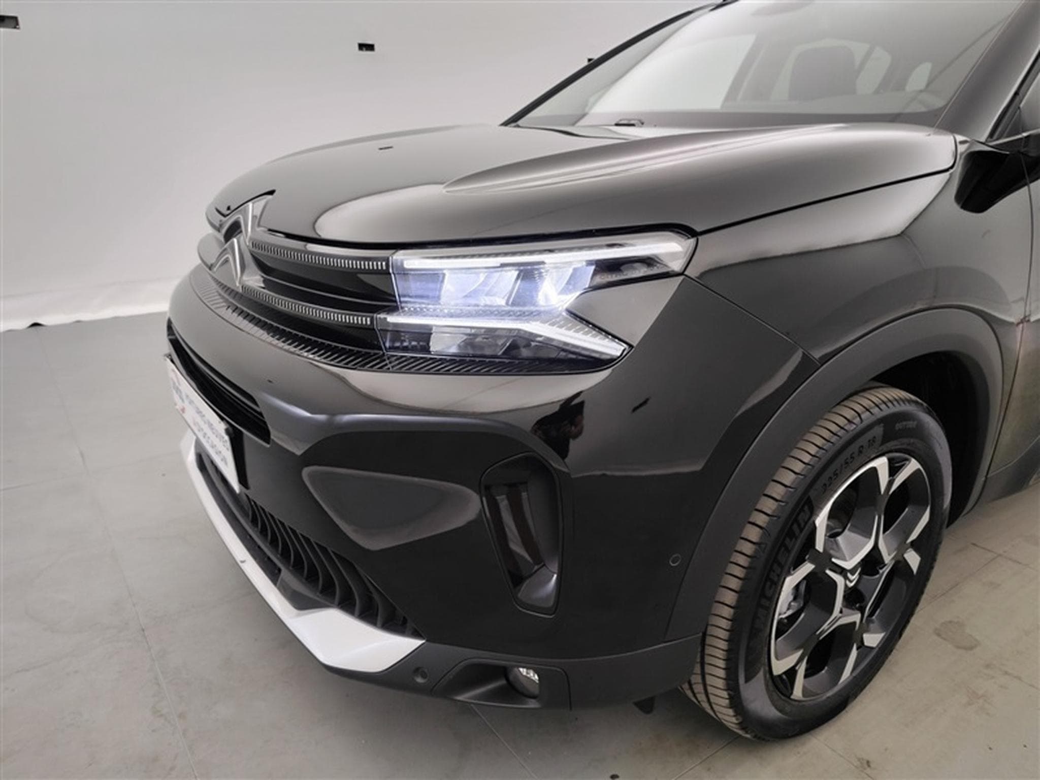 Citroen C5 Aircross 1.5 BlueHDi 130cv EAT8 MAX NAVI / FULL LED / TOIT PANO (2025) - Photo 16