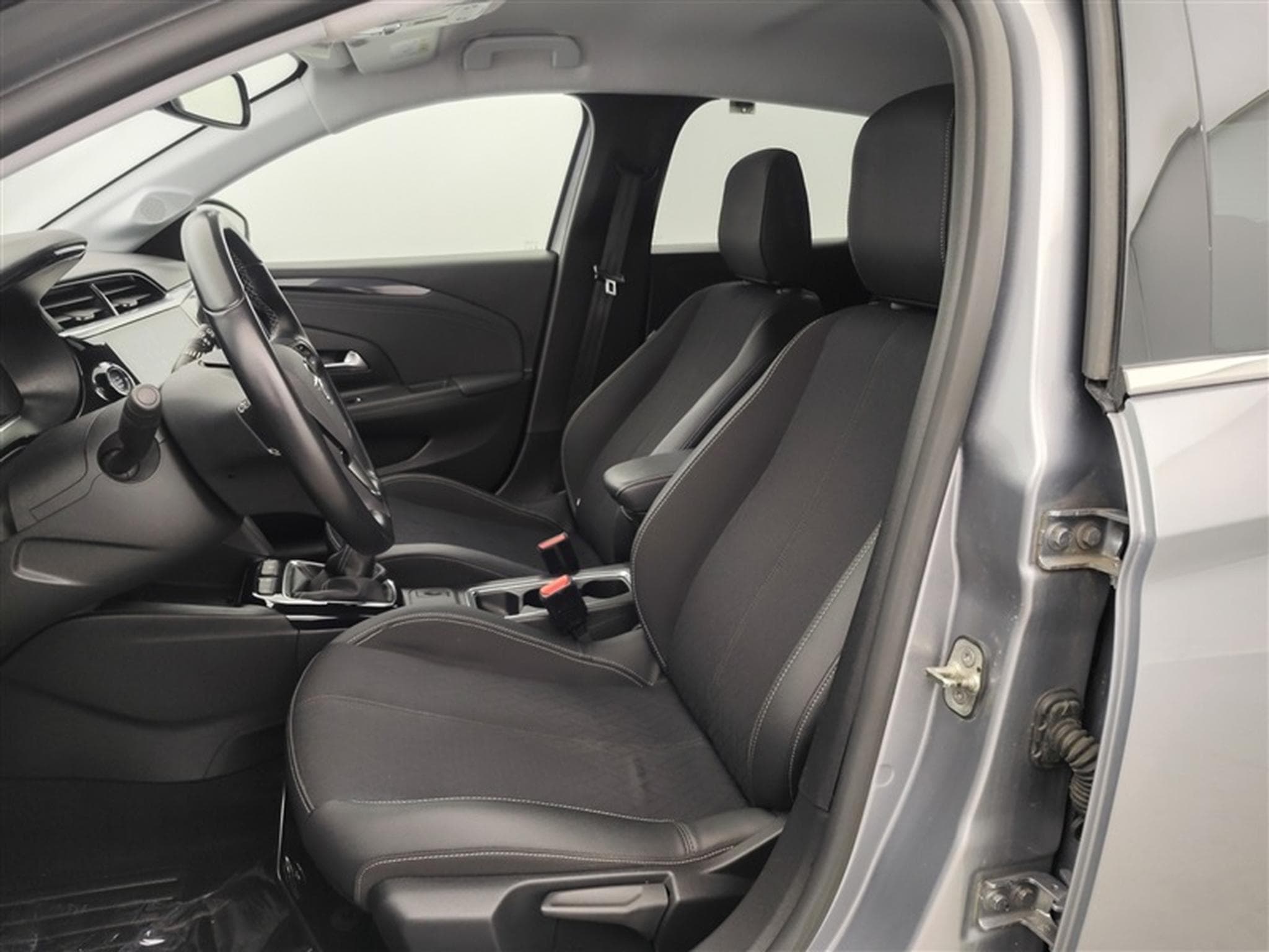 Opel Corsa 1.5 Turbo D Elegance S/S (EU6AP) (2021) - Photo 7