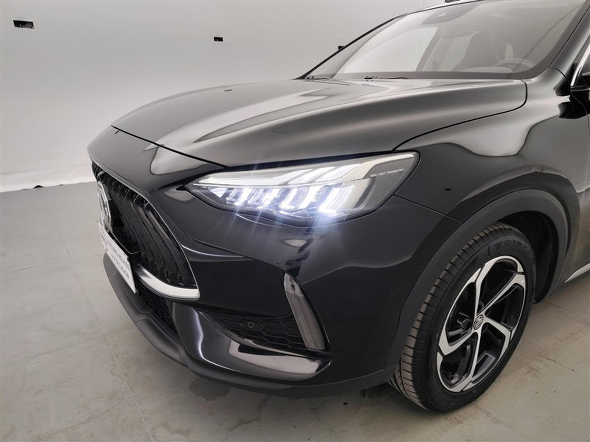 MG HS 1.5 T-GDi 160cv Luxury NAVI / FULL LED / CUIR / PANO (2024) - Photo 16