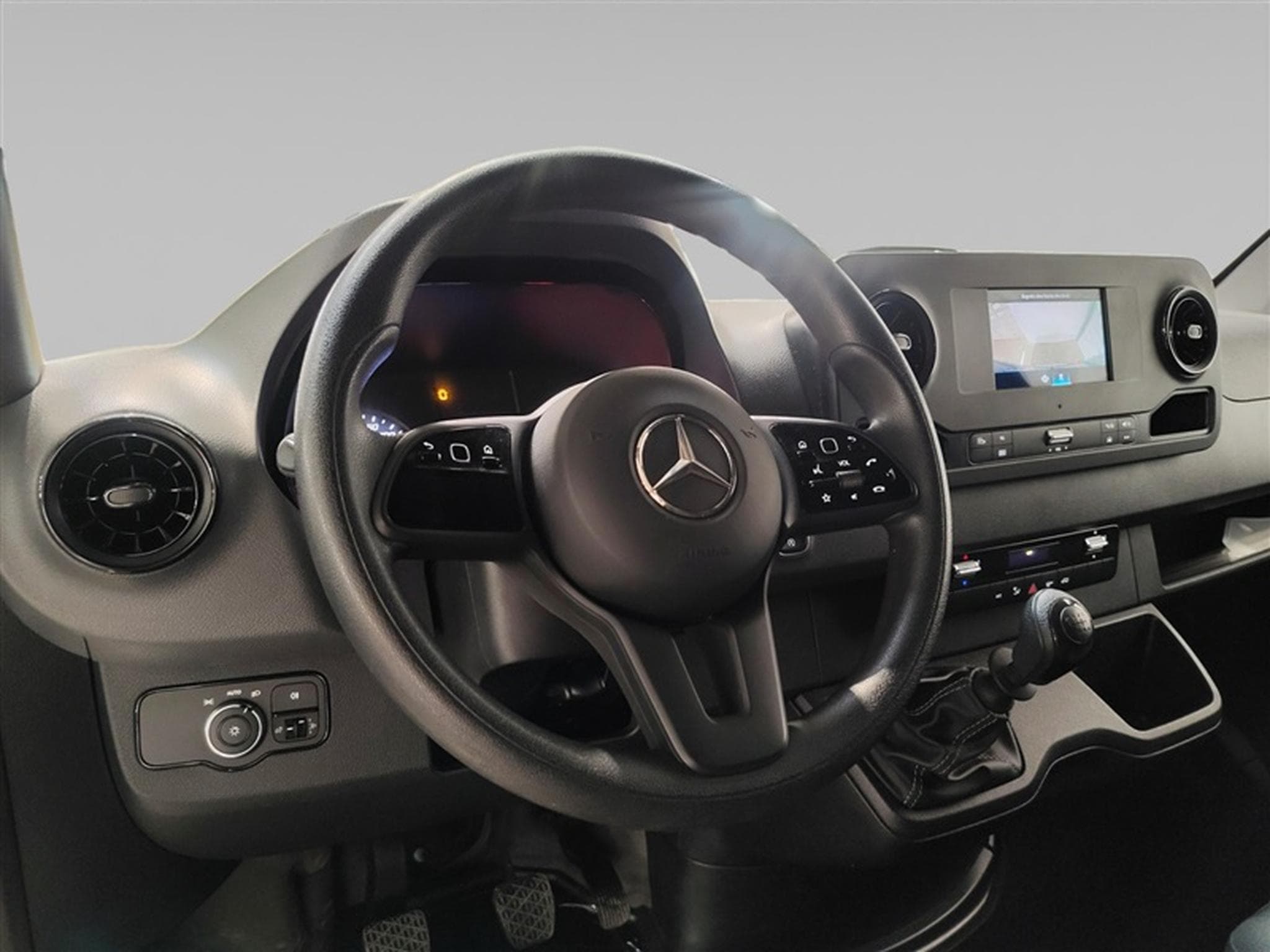 Mercedes Sprinter 311 CDI L2H2 FWD Functional (2022) - Photo 9