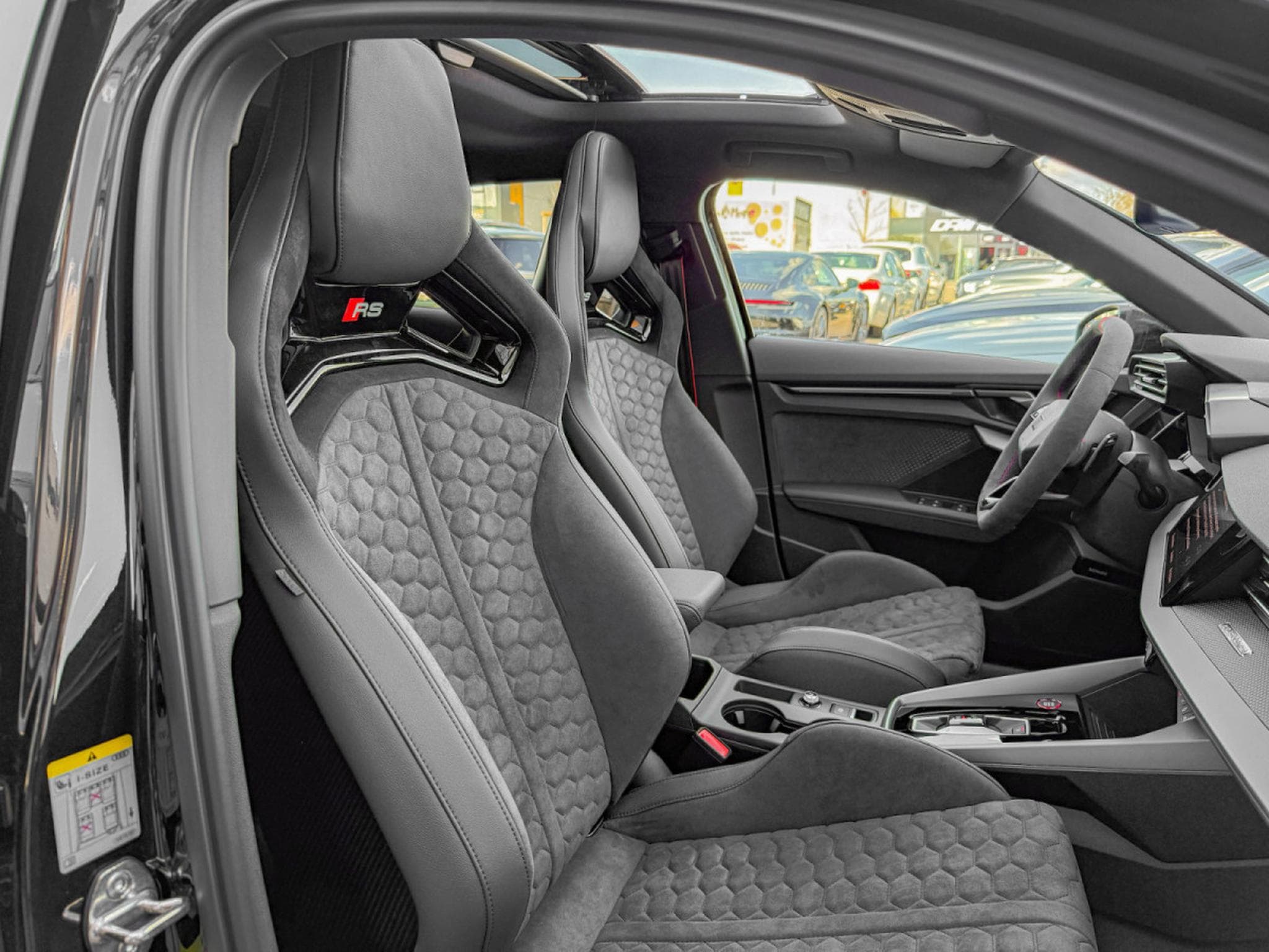 Audi RS3 2.5 TFSI SPORTBACK QUATTRO/ GARANTIE 5/Pano/19/360°/SONOS/SC (2026) - Photo 14