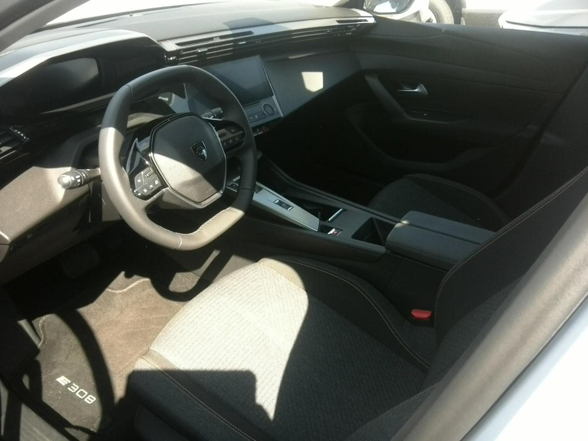 Peugeot 308 Style (2025) - Photo 3