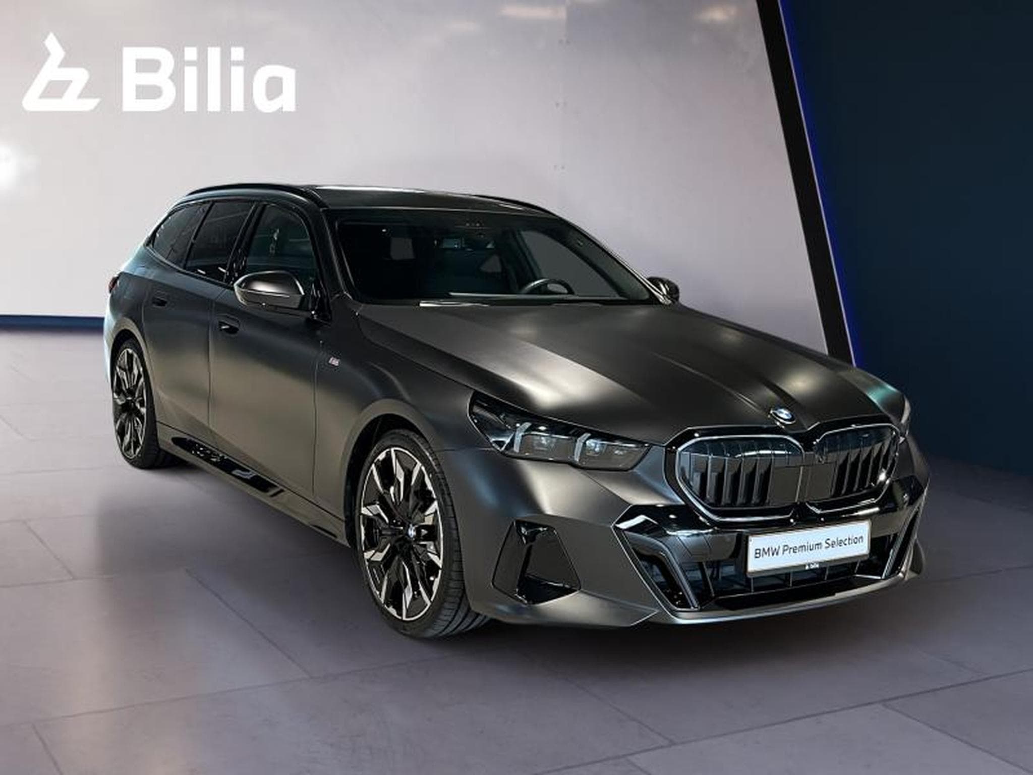 BMW 520 520d xDrive Touring M sport (2025) - Photo 17