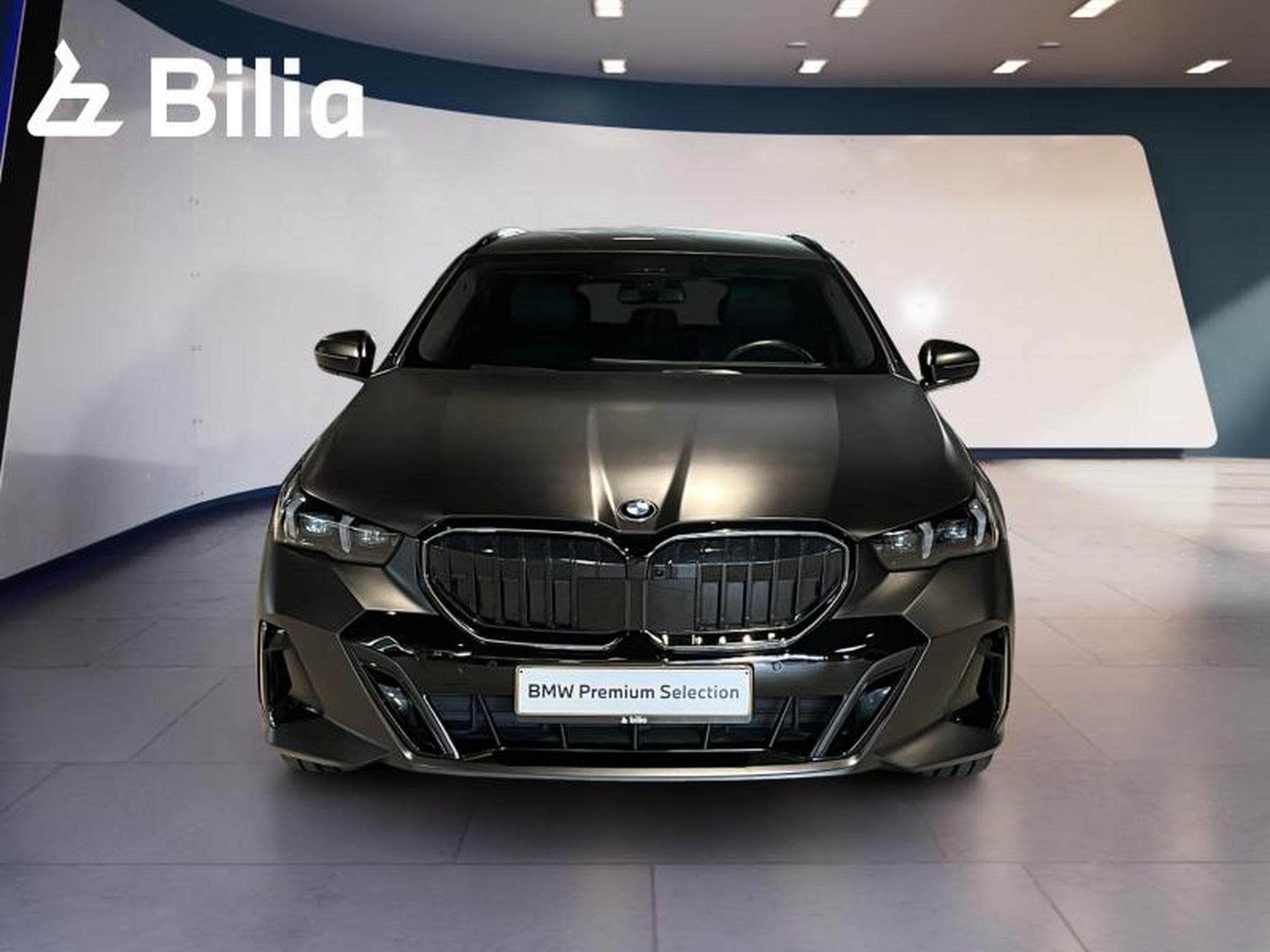 BMW 520 520d xDrive Touring M sport (2025) - Photo 2