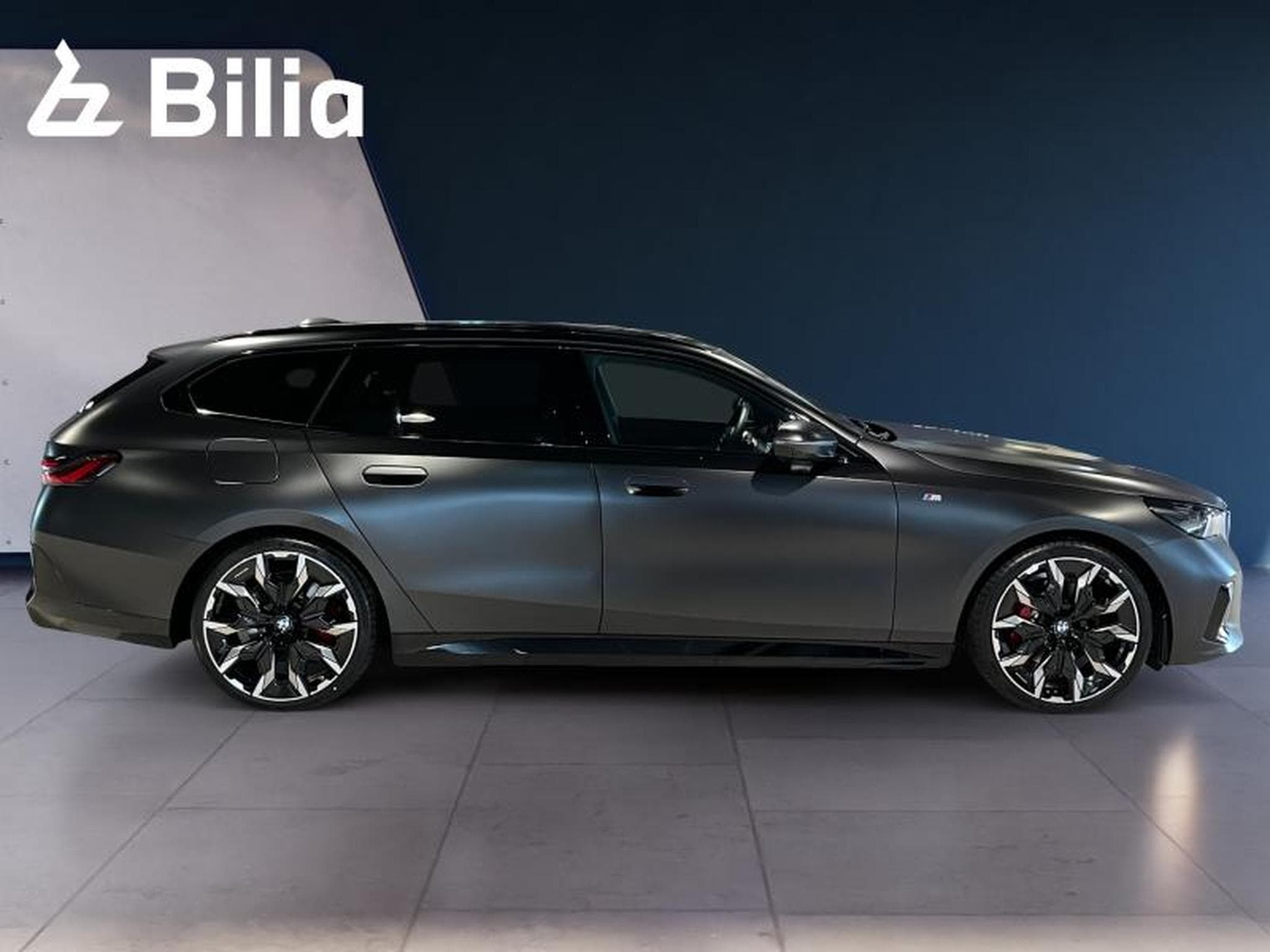 BMW 520 520d xDrive Touring M sport (2025) - Photo 4