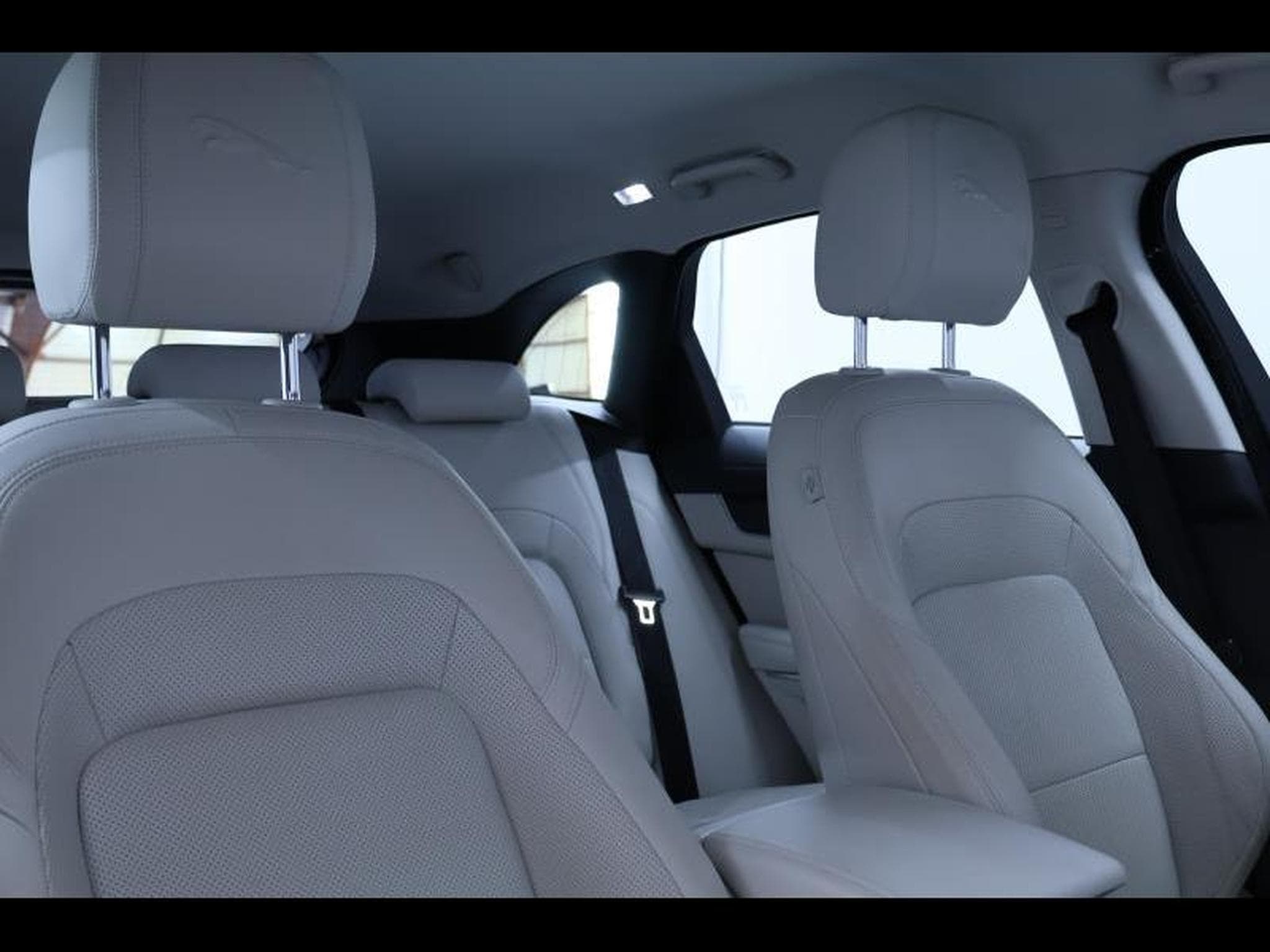 Jaguar F-Pace D165 R-Dynamic S AWD Auto (2021) - Photo 12