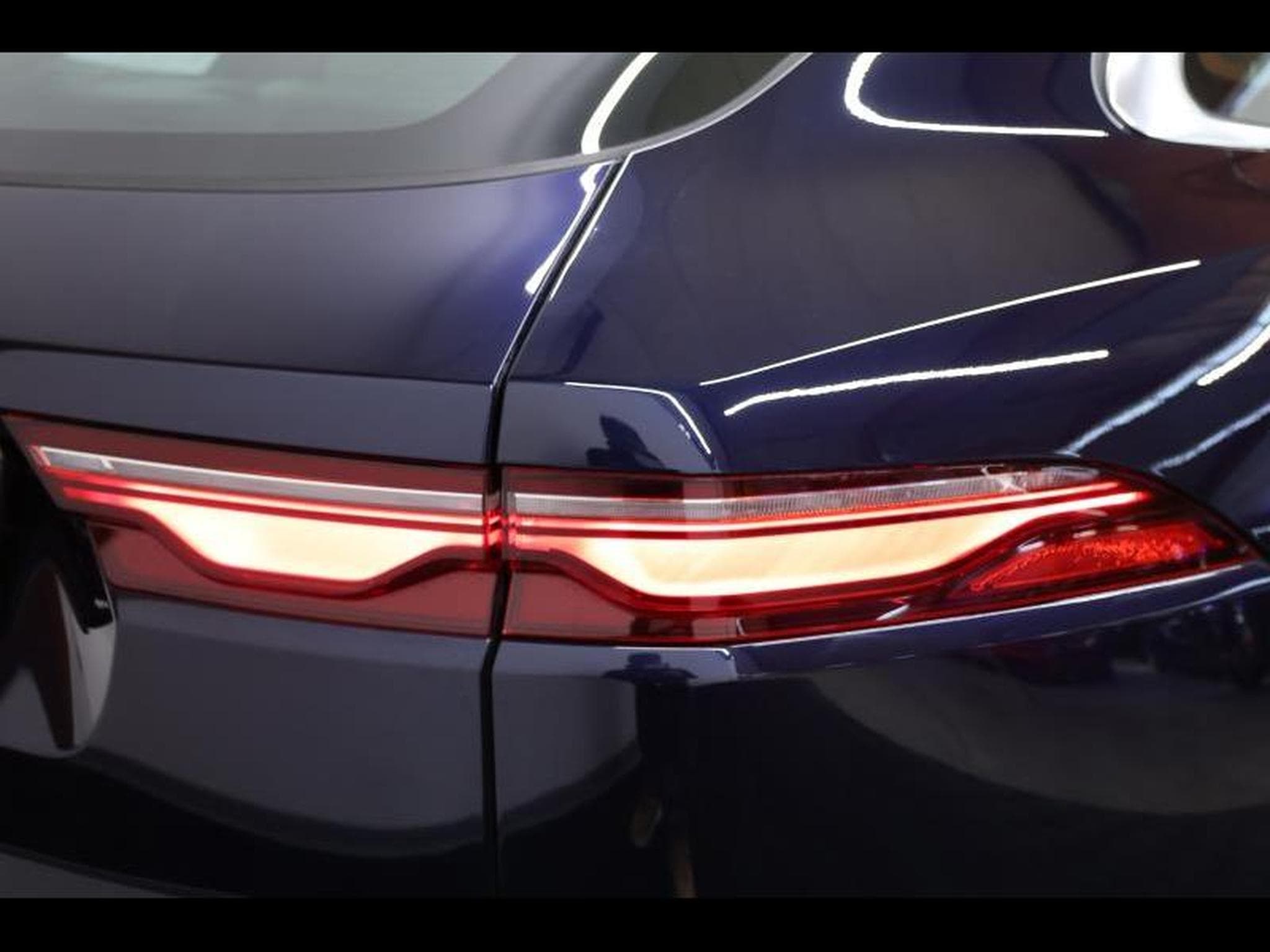 Jaguar F-Pace D165 R-Dynamic S AWD Auto (2021) - Photo 7