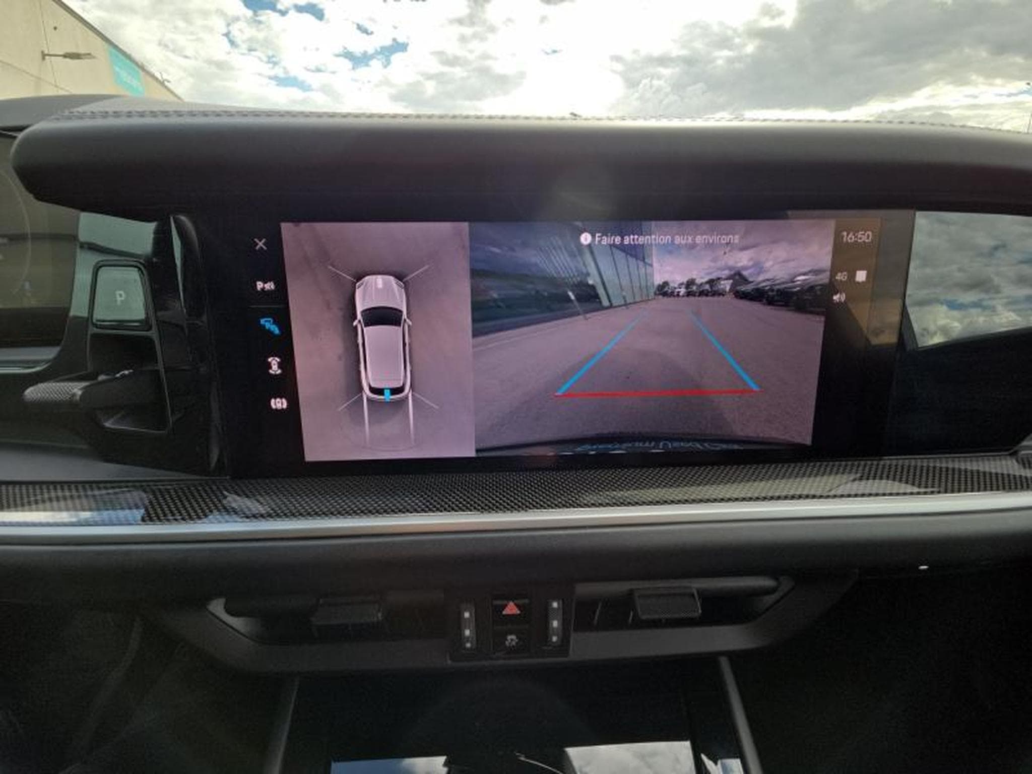 Porsche Cayenne (2024) - Photo 16