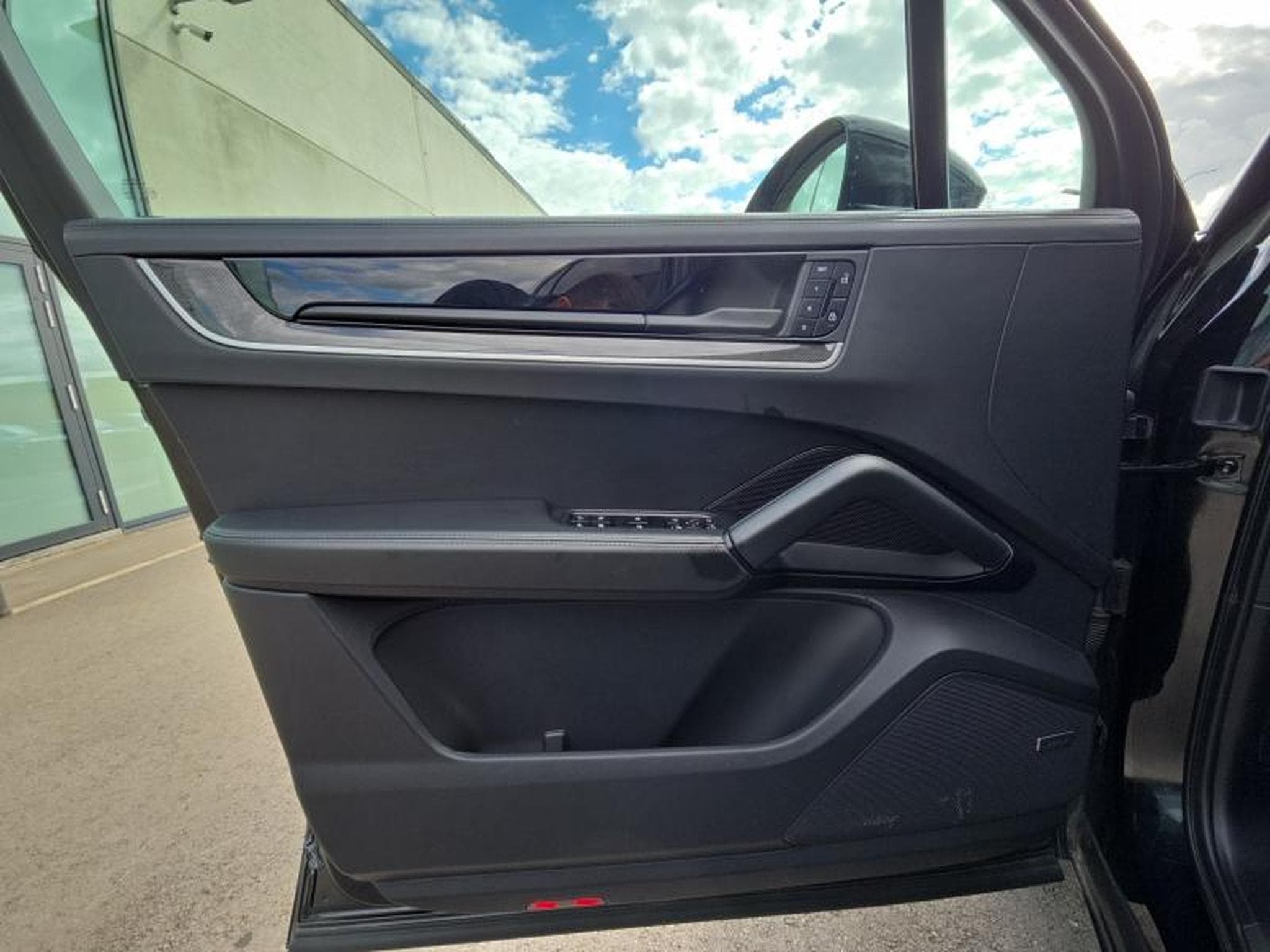 Porsche Cayenne (2024) - Photo 19