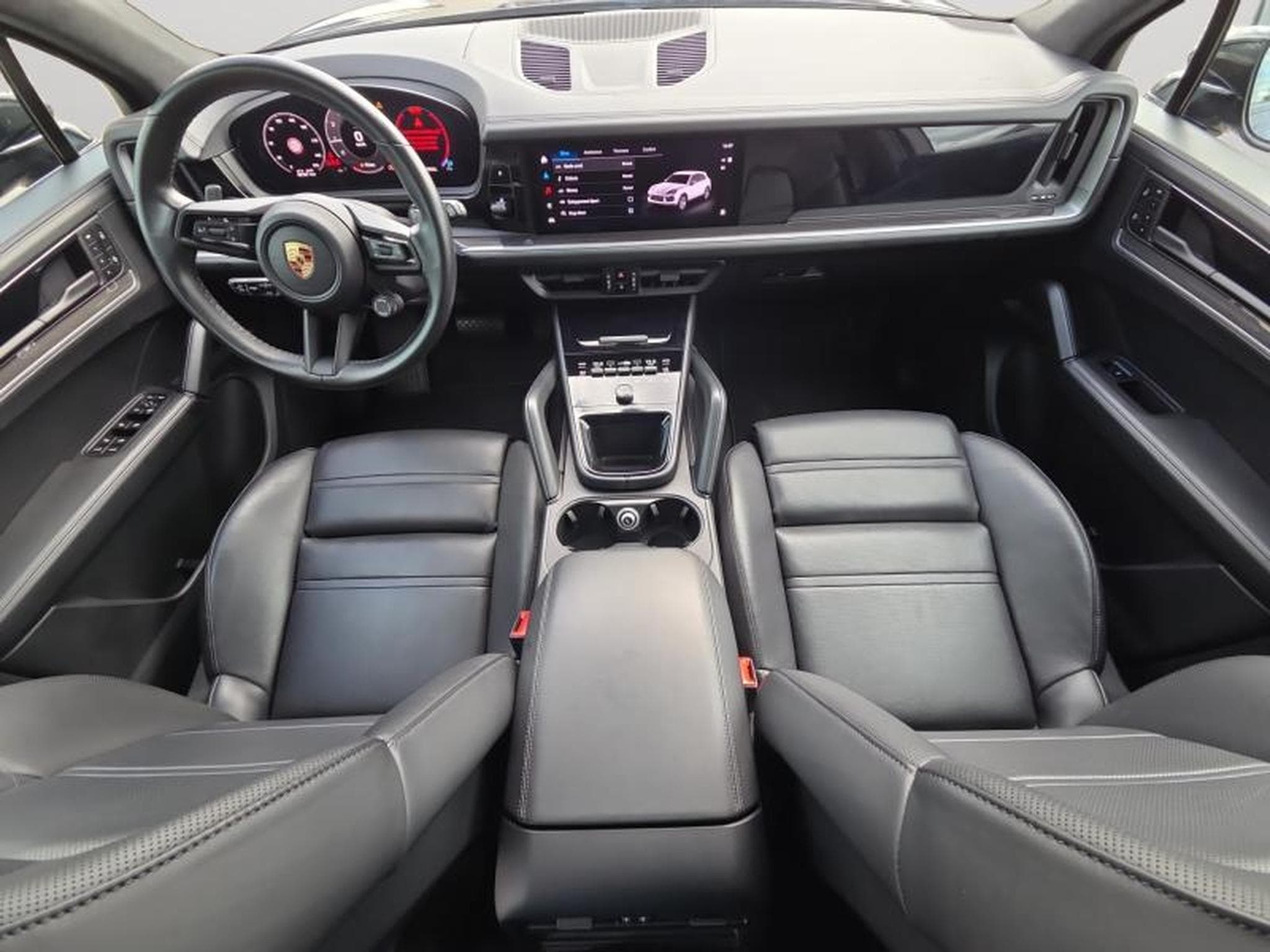Porsche Cayenne (2024) - Photo 3