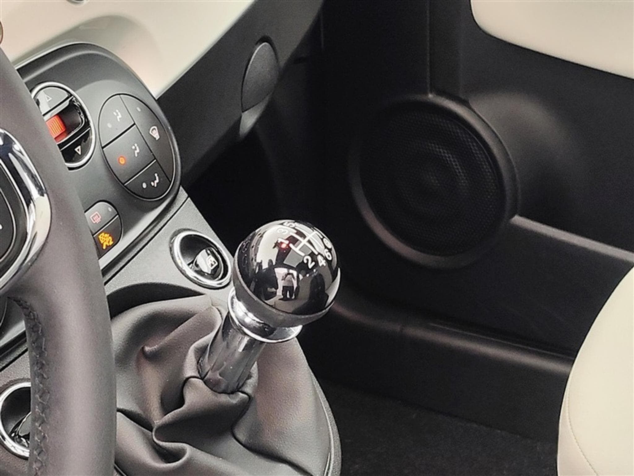 Fiat 500 1.0i MHEV Dolcevita (2022) - Photo 13