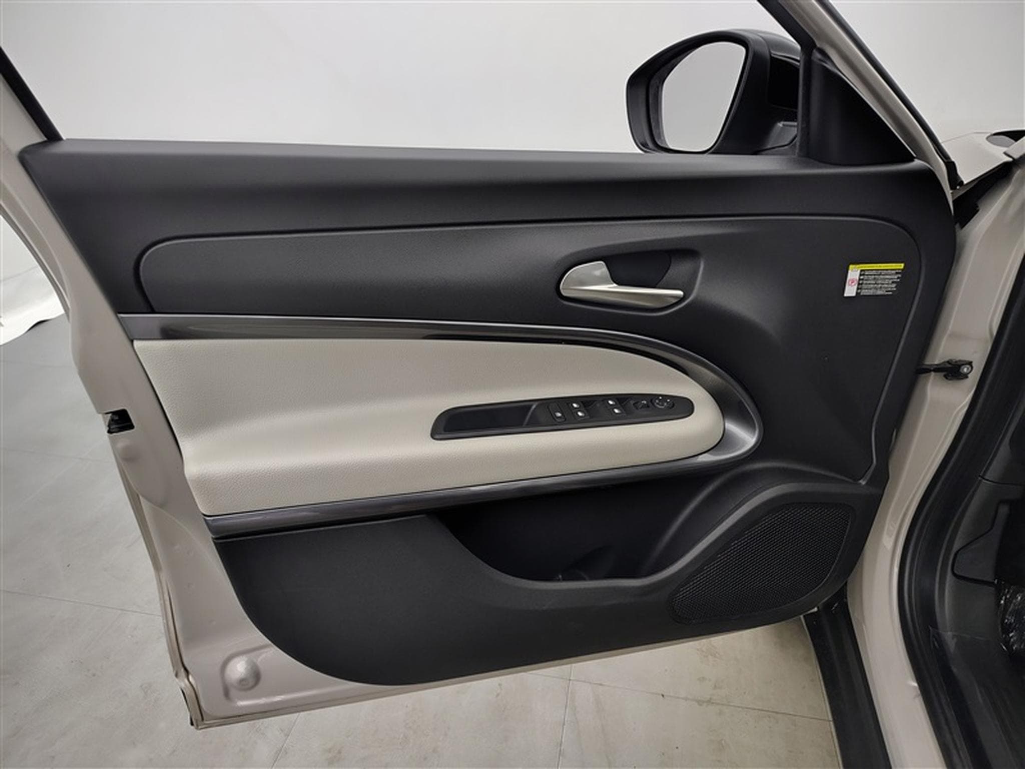 Fiat 600 1.2 Hybrid 110Cv eDCT6 La Prima (2025) - Photo 17