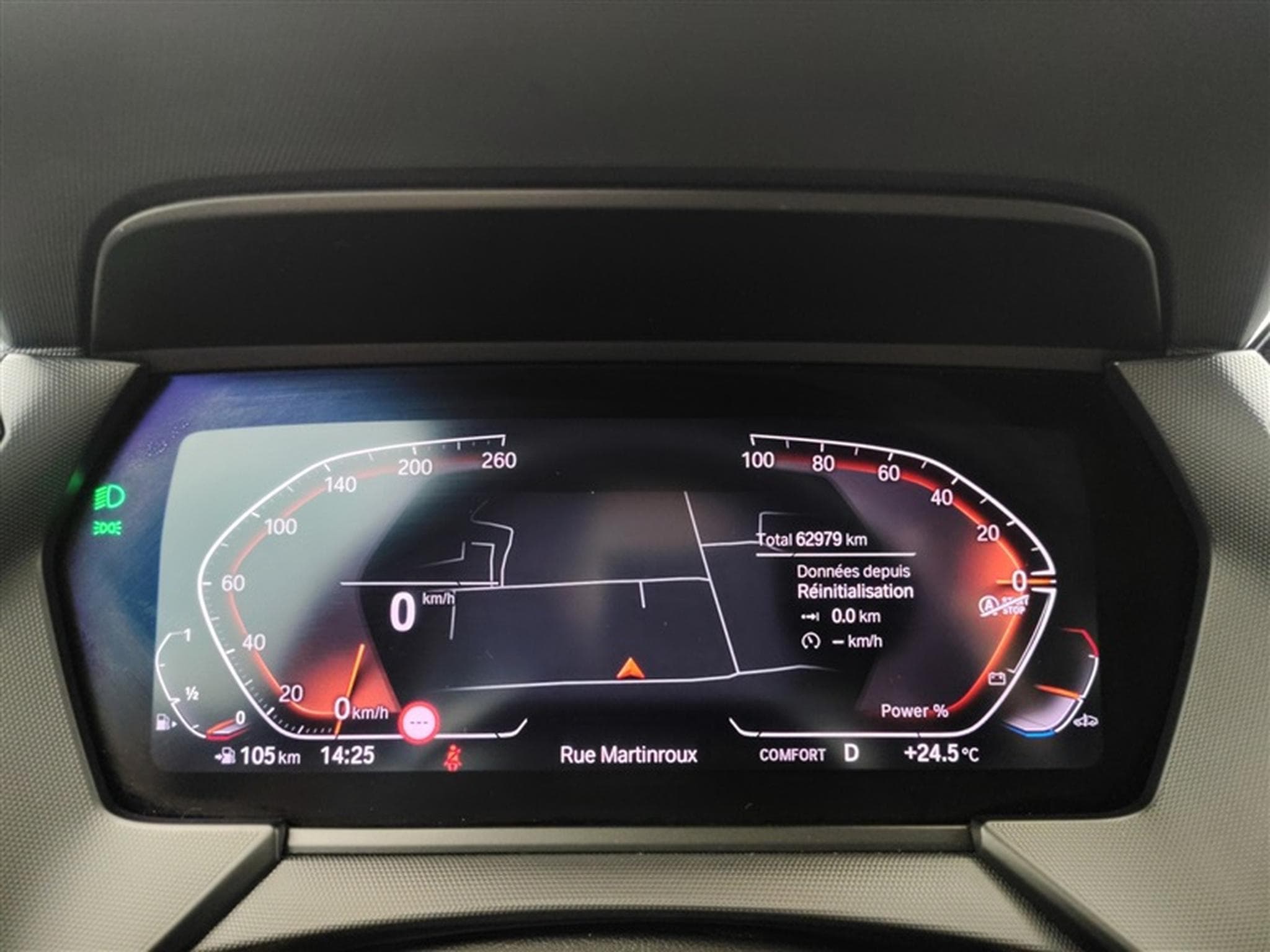 BMW 118 118iA Pack M NAVI / FULL LED / CUIR PARTIEL / CAMERA / JA18 (2023) - Photo 10