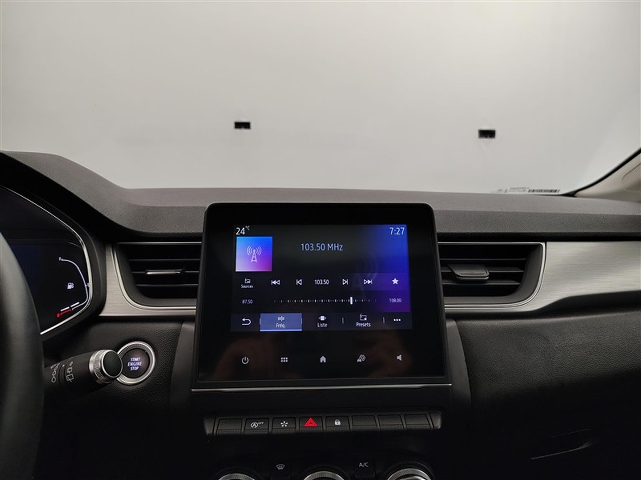 Renault Captur (2021) - Photo 11