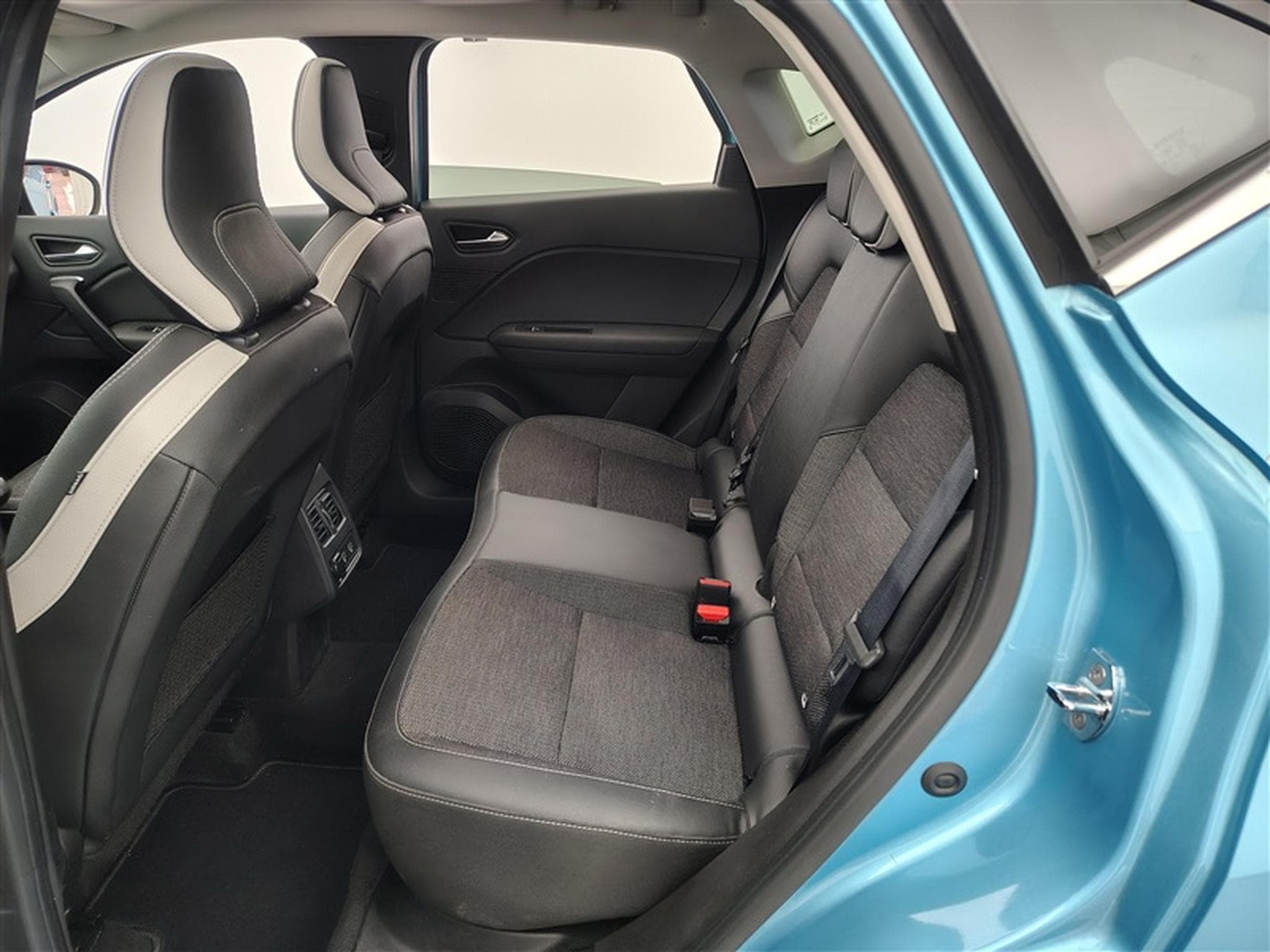 Renault Captur (2021) - Photo 13