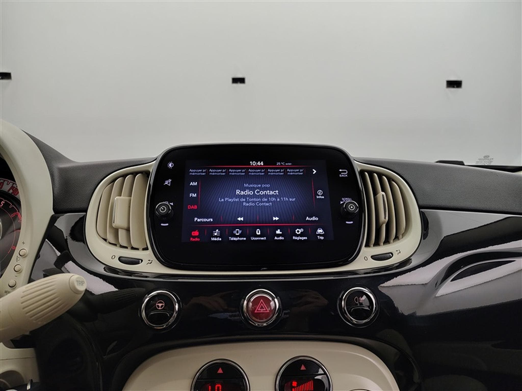 Fiat 500 1.0i MHEV Dolcevita (2022) - Photo 11