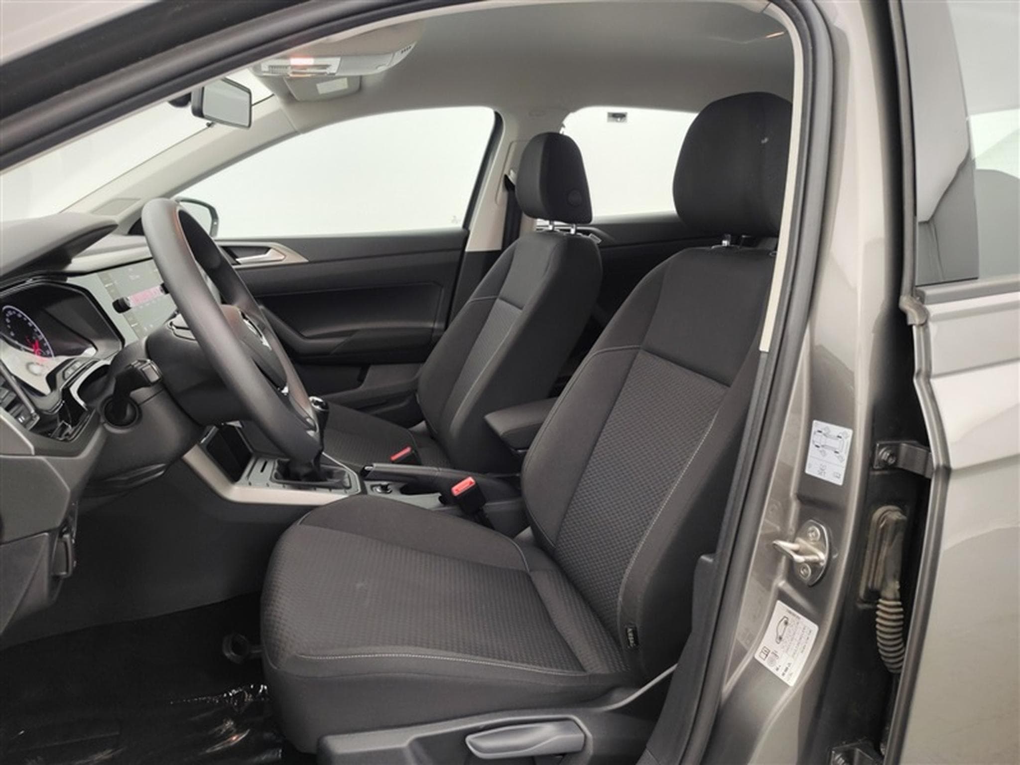 VW Polo 1.6 TDi  Comfortline (2020) - Photo 7
