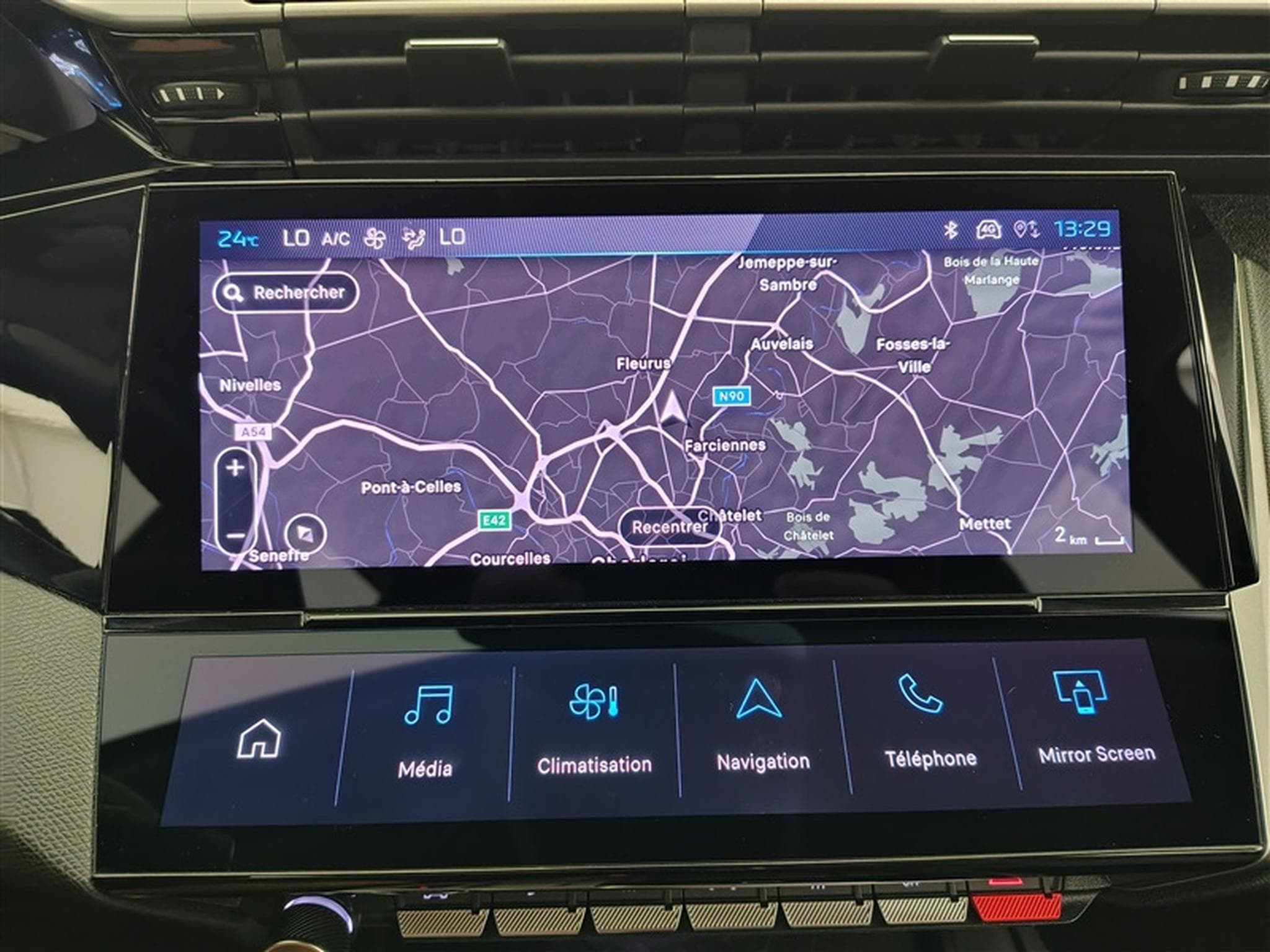 Peugeot 408 1.2 PureTech Allure e-DCS6 *NAVI/FULL LED/CAM360/JA17* (2024) - Photo 11