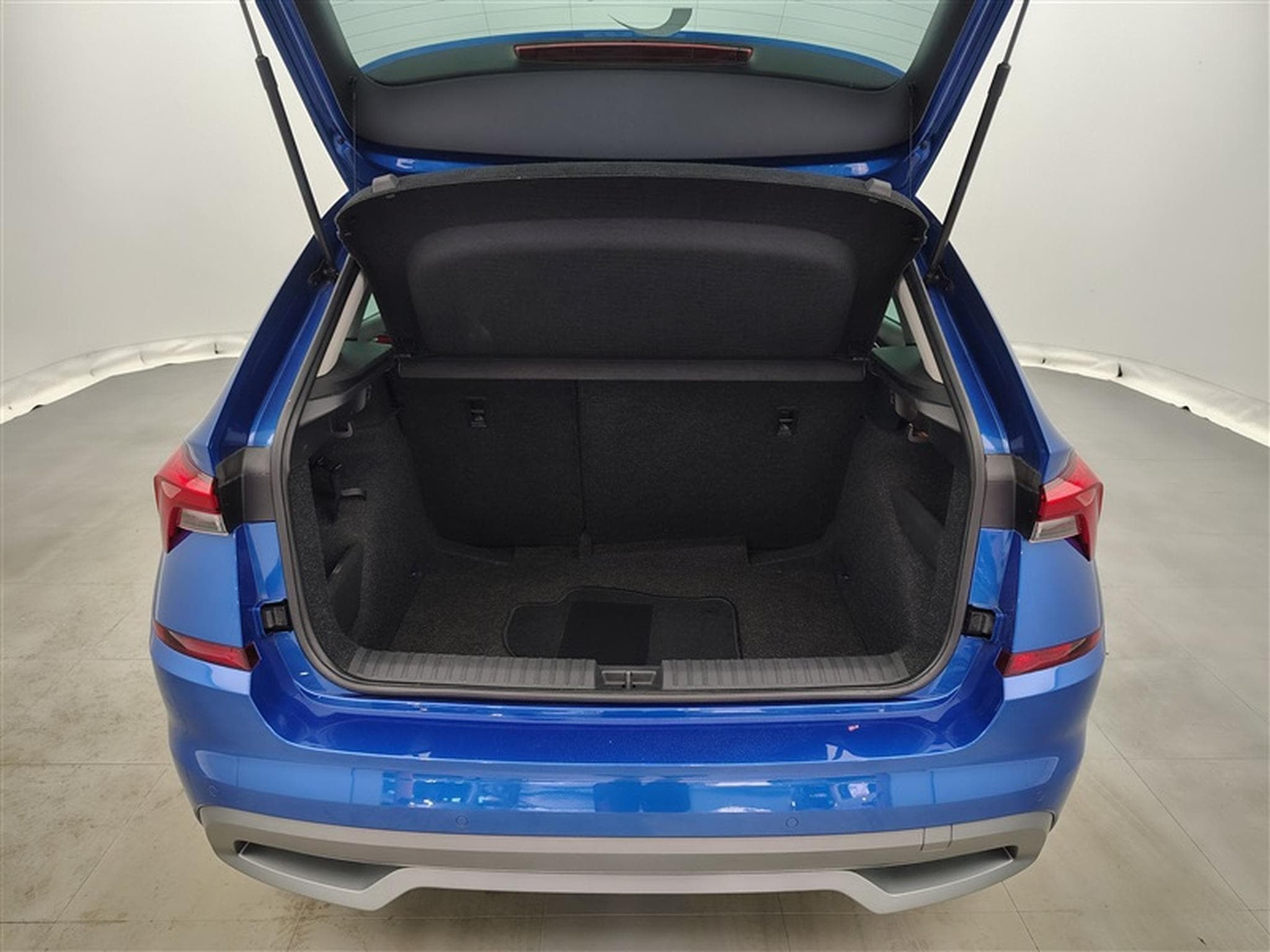 Skoda Kamiq 1.0 TSI Ambition (2022) - Photo 14