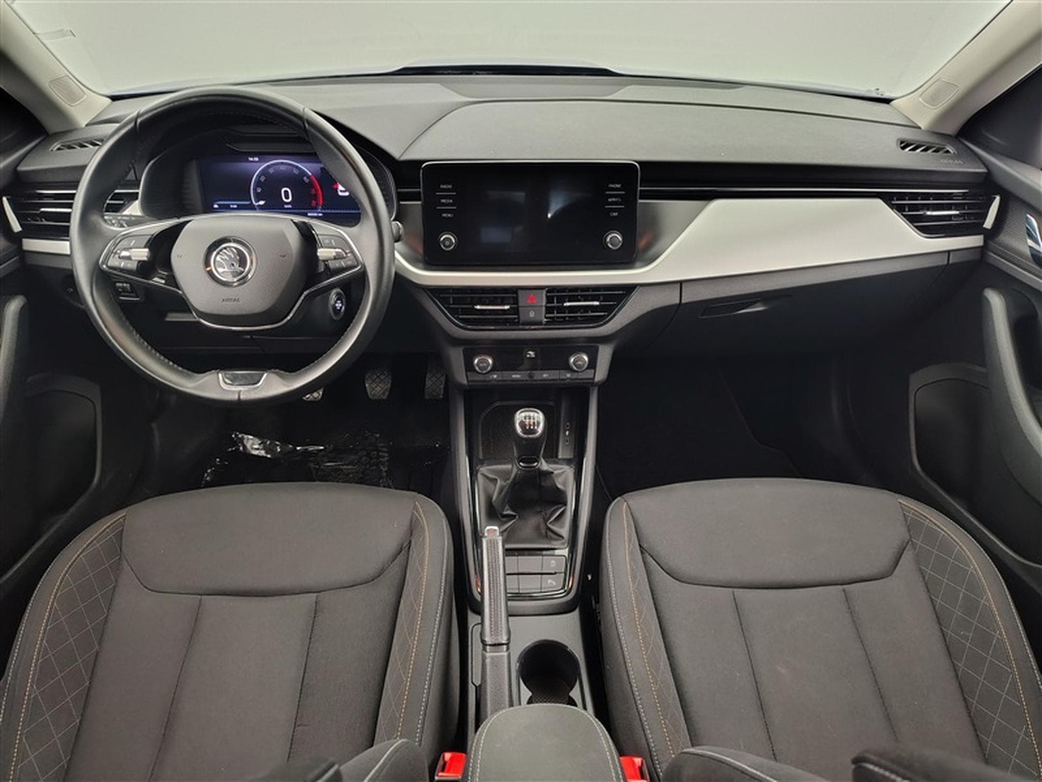 Skoda Kamiq 1.0 TSI Ambition (2022) - Photo 8