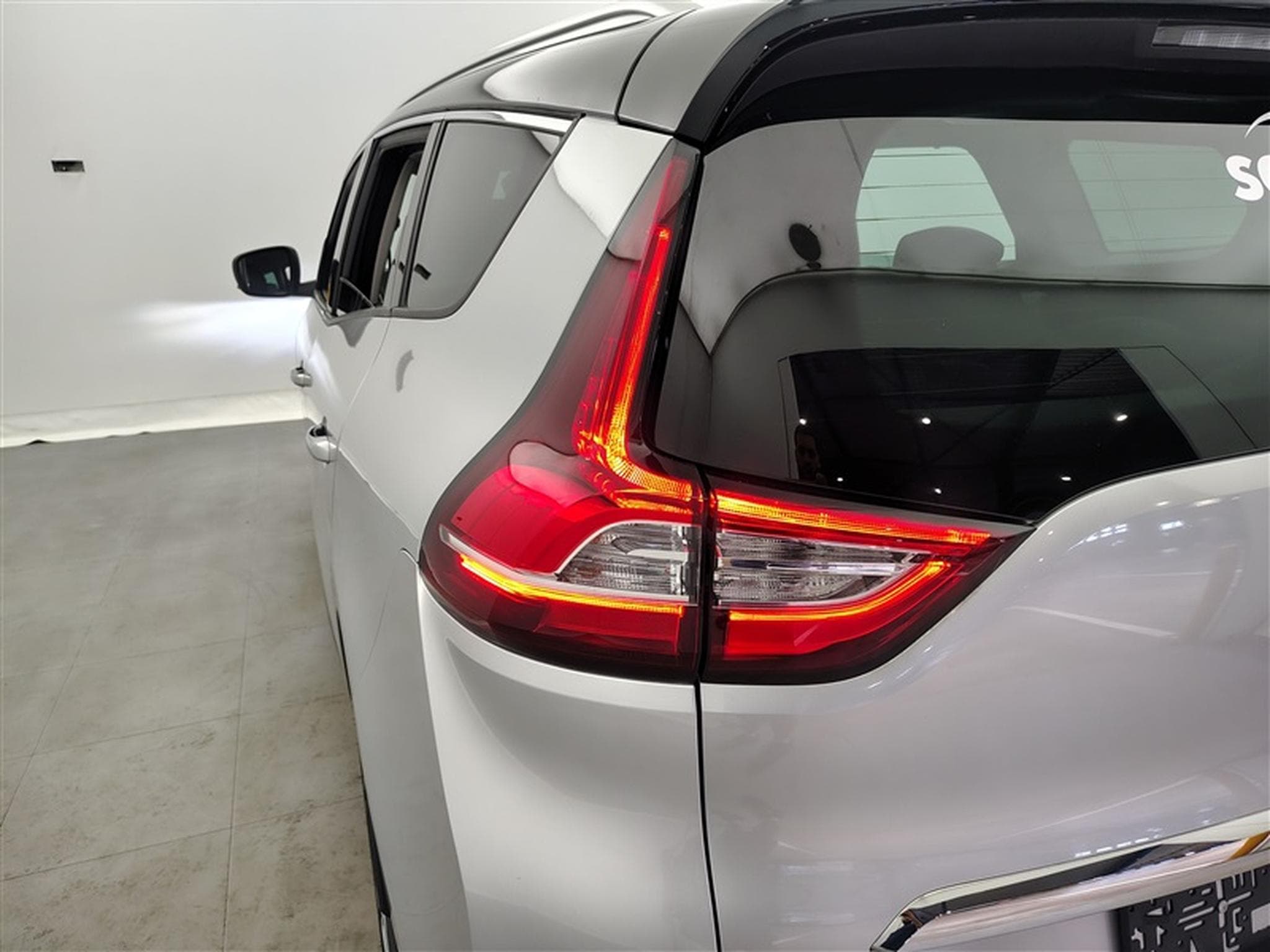 Renault Scenic 1.33 TCe Intens EDC 7 Pl  Navi / Led / PDC av+ar (2023) - Photo 16