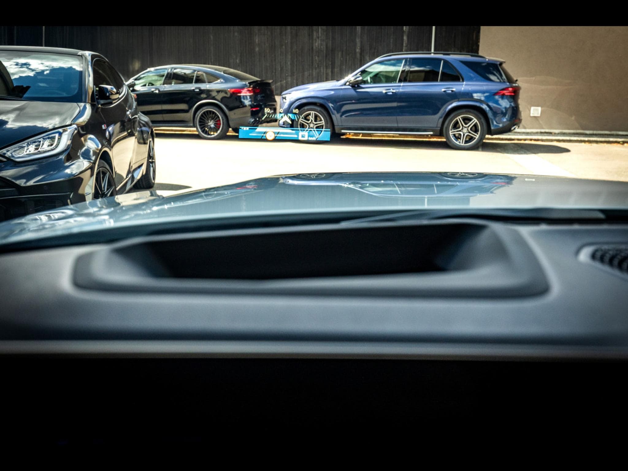 BMW M2 COUPE (G87) – BROOKLYN GRAU METALLIC (2024) - Photo 17