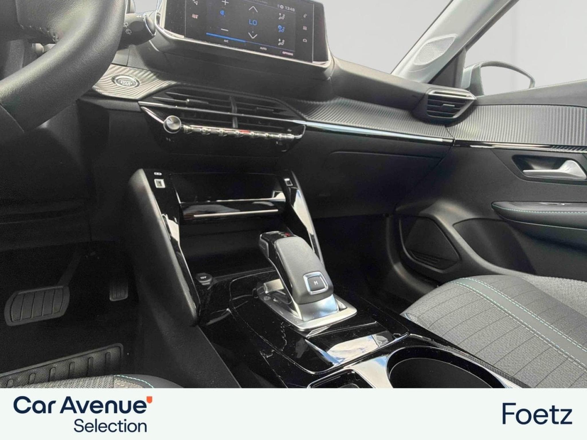 PEUGEOT 208 1.2 PureTech 100ch S&S Allure EAT8 (2021) - Photo 10