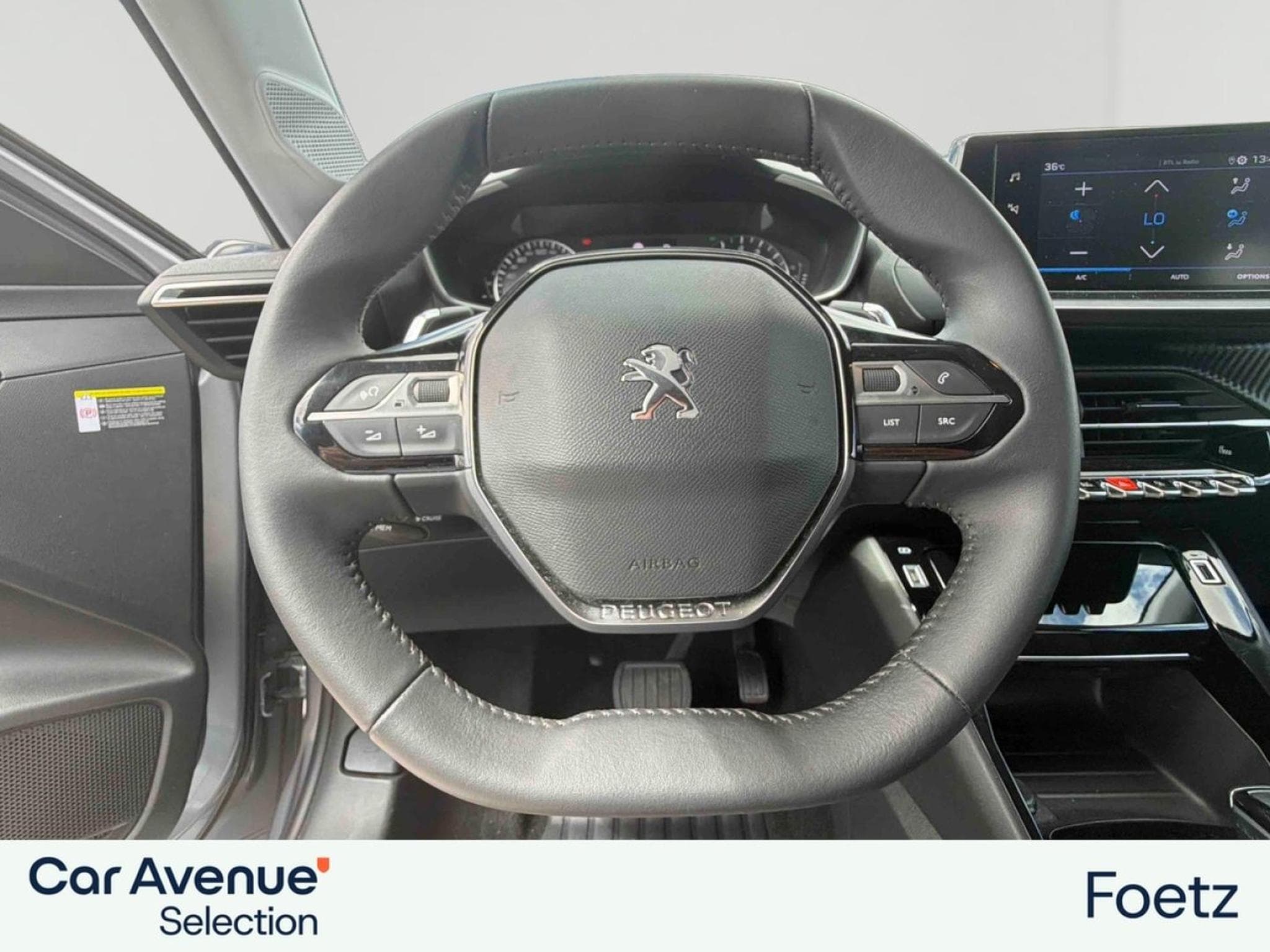 PEUGEOT 208 1.2 PureTech 100ch S&S Allure EAT8 (2021) - Photo 6