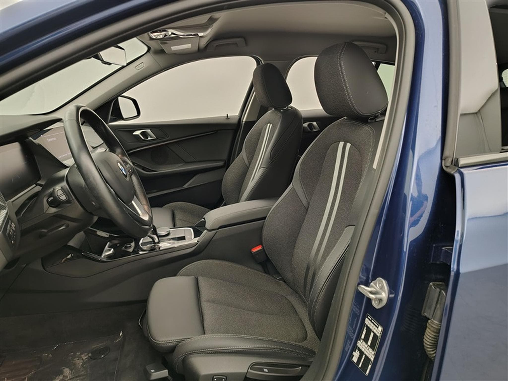 BMW 116 i (2023) - Photo 7