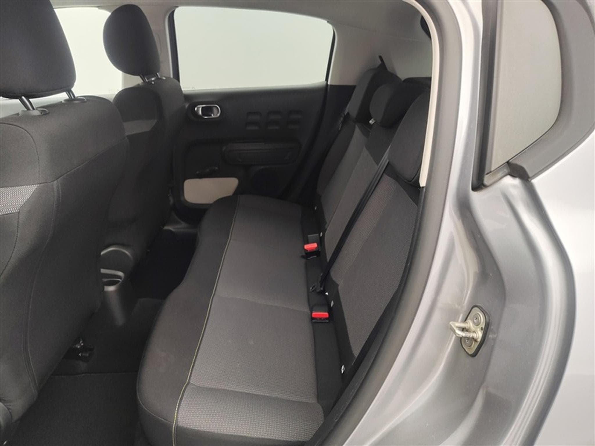 Citroen C3 1.2i PureTech Highlight S&S (EU6.2) (2020) - Photo 14
