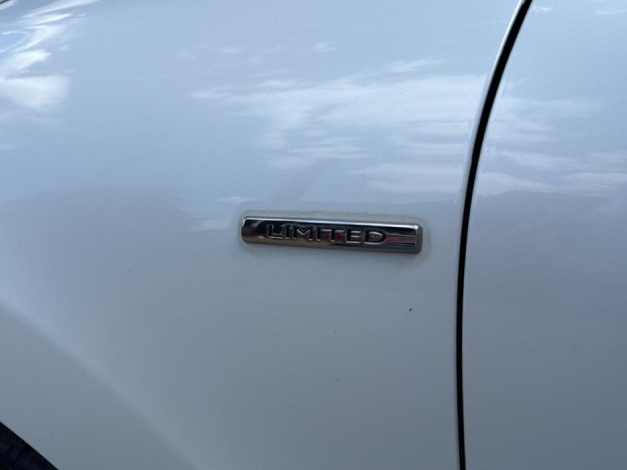Renault CLIO IV ESTATE 0.9 TCE 90 ENERGY LIMITED (2019) - Photo 15