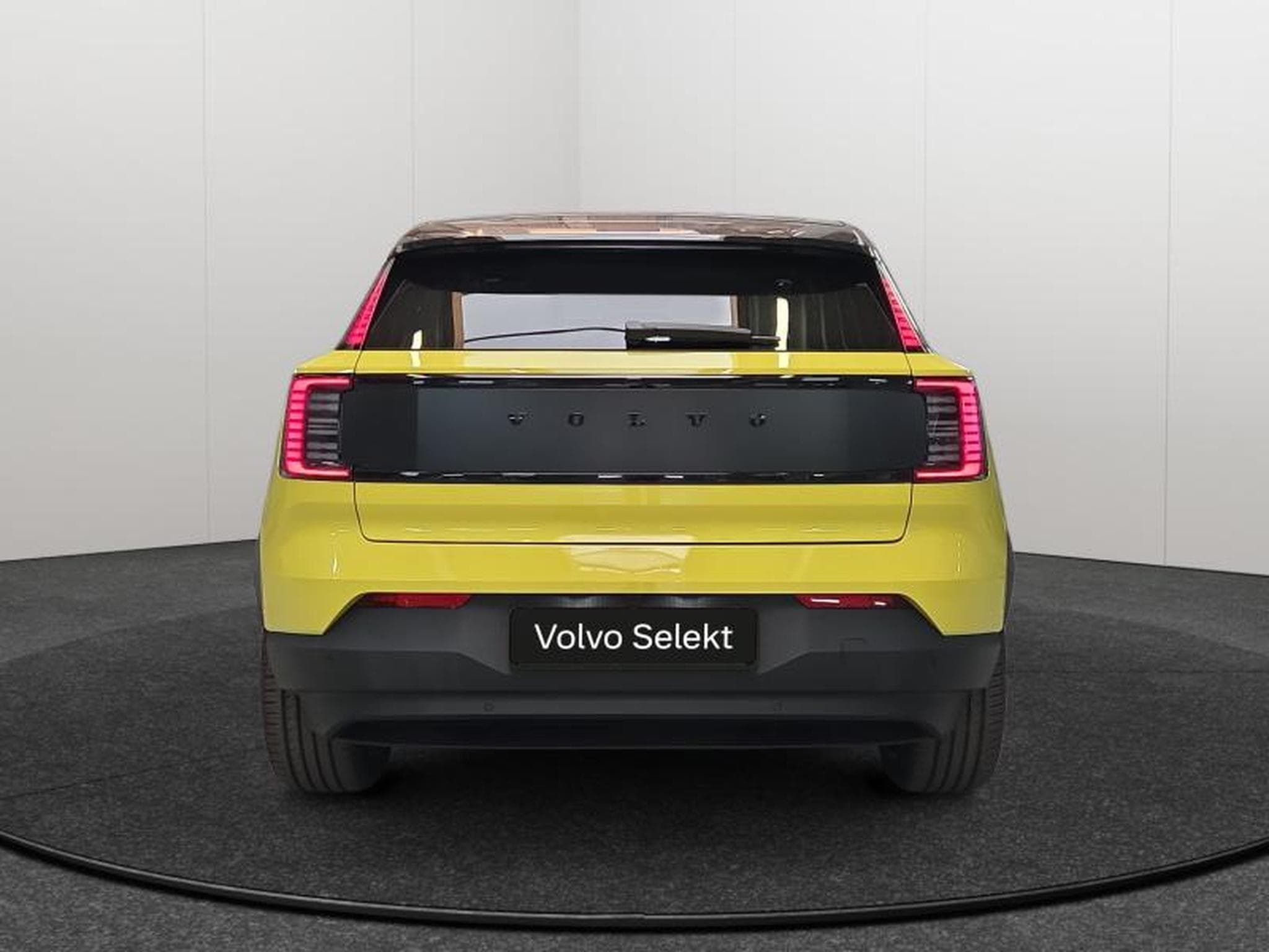 Volvo EX30 Ultra Single Motor Extended (2026) - Photo 4
