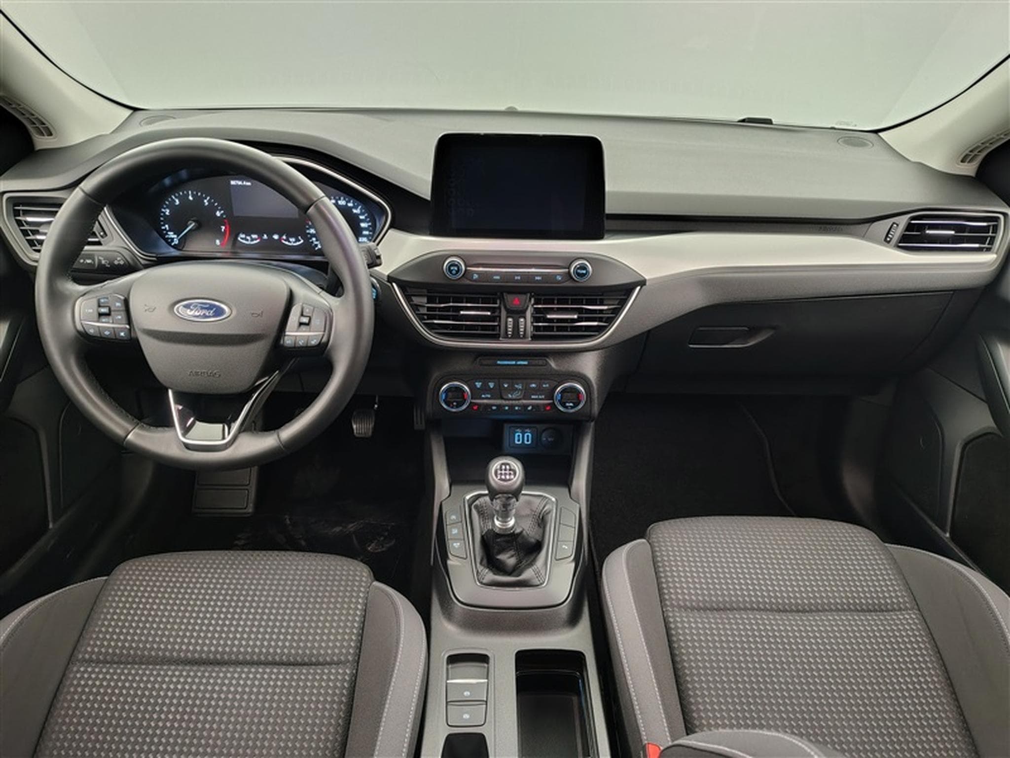 Ford Focus 1.0 EcoBoost Connected (EU6d) (2021) - Photo 8