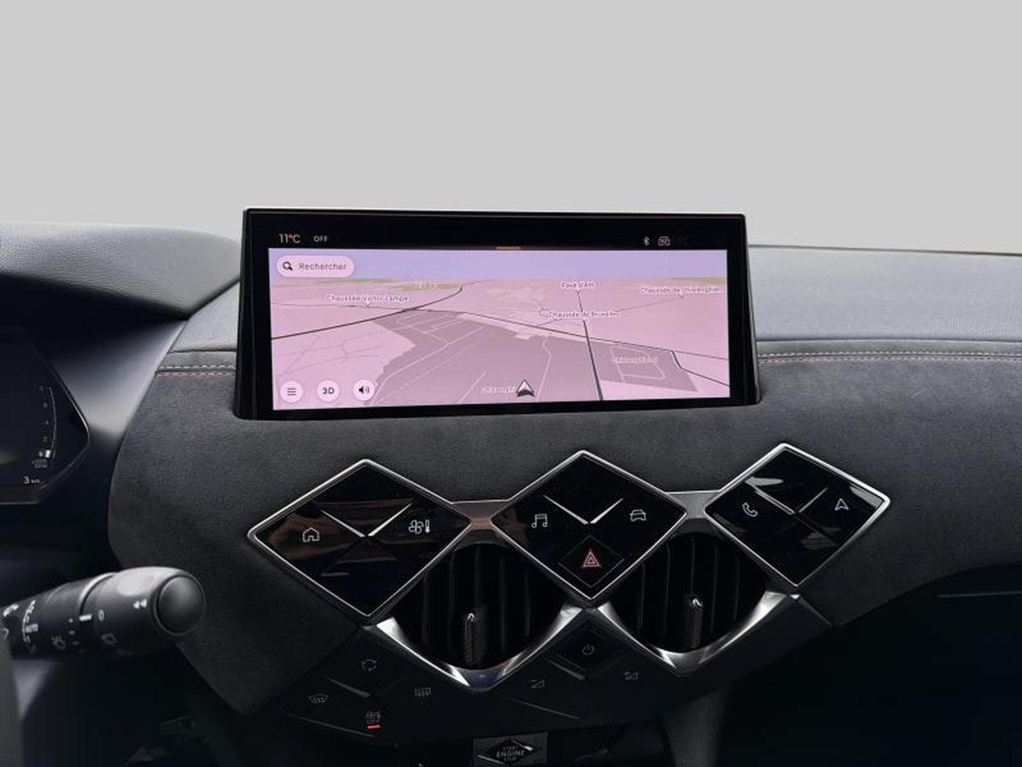 DS Automobiles DS3 PERFOMANCE LINE + (2024) - Photo 15