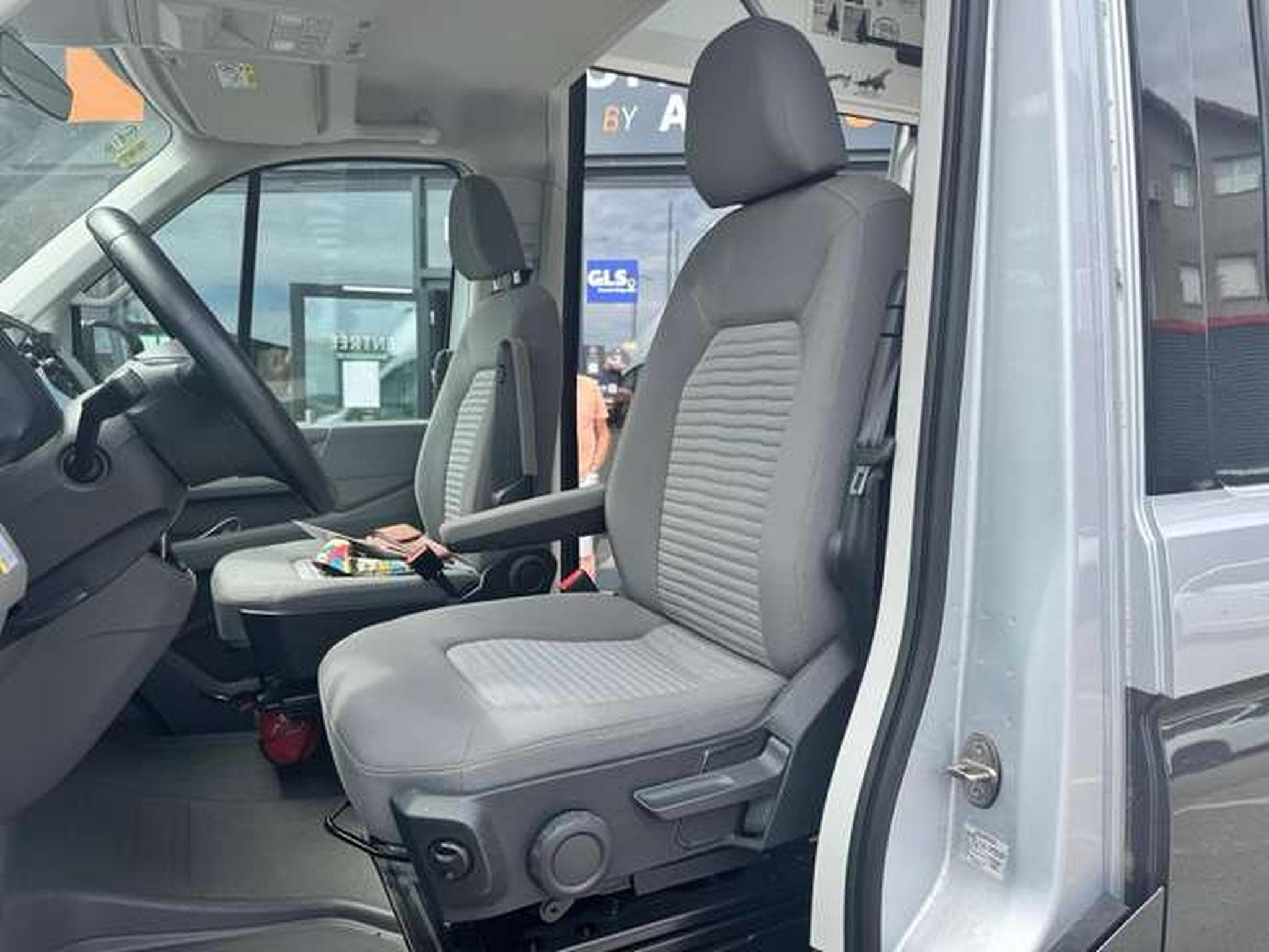 VW Grand California 1er OWNER / jusqu'a 36 mois de garantie (2022) - Photo 11