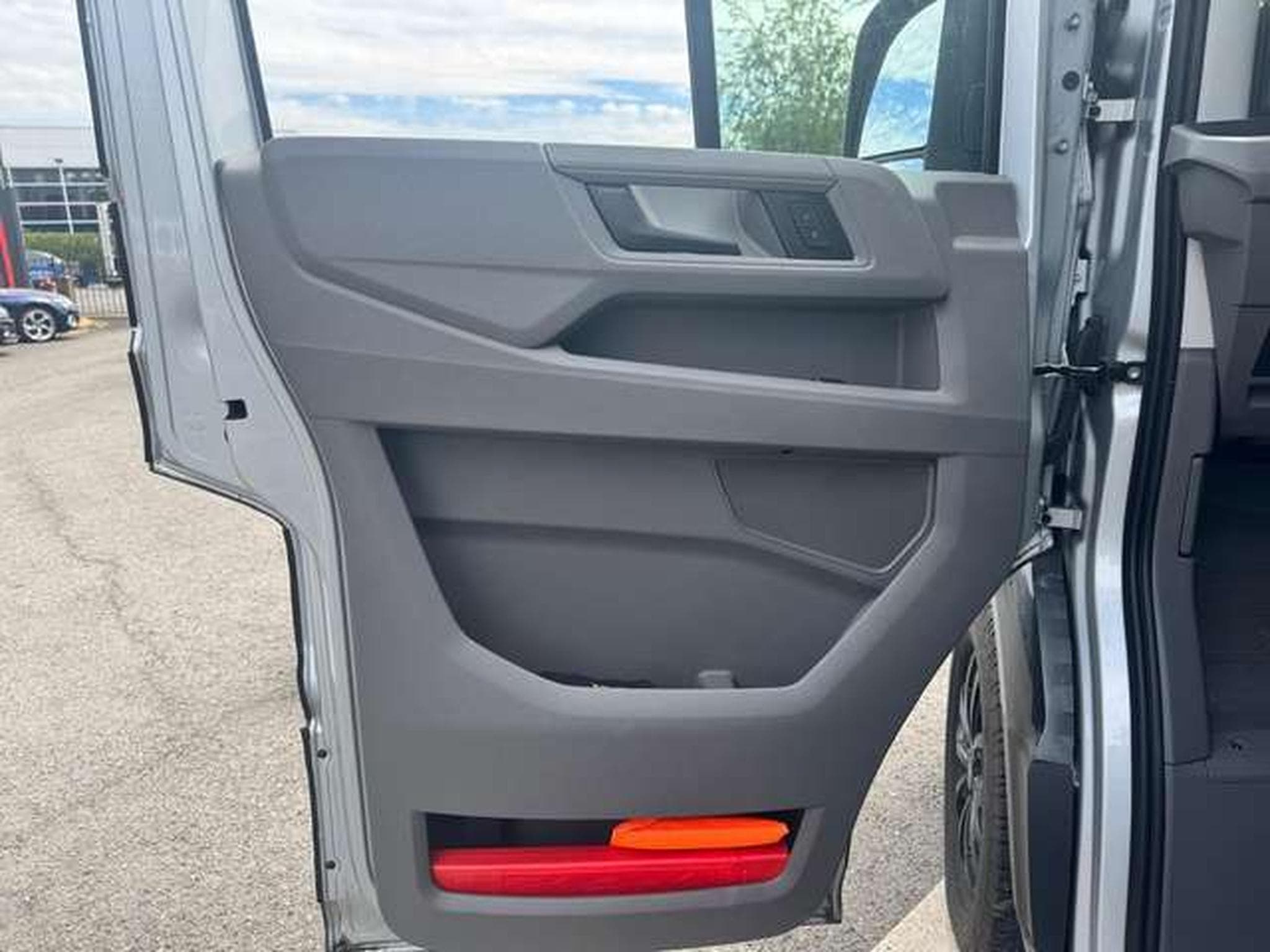 VW Grand California 1er OWNER / jusqu'a 36 mois de garantie (2022) - Photo 9