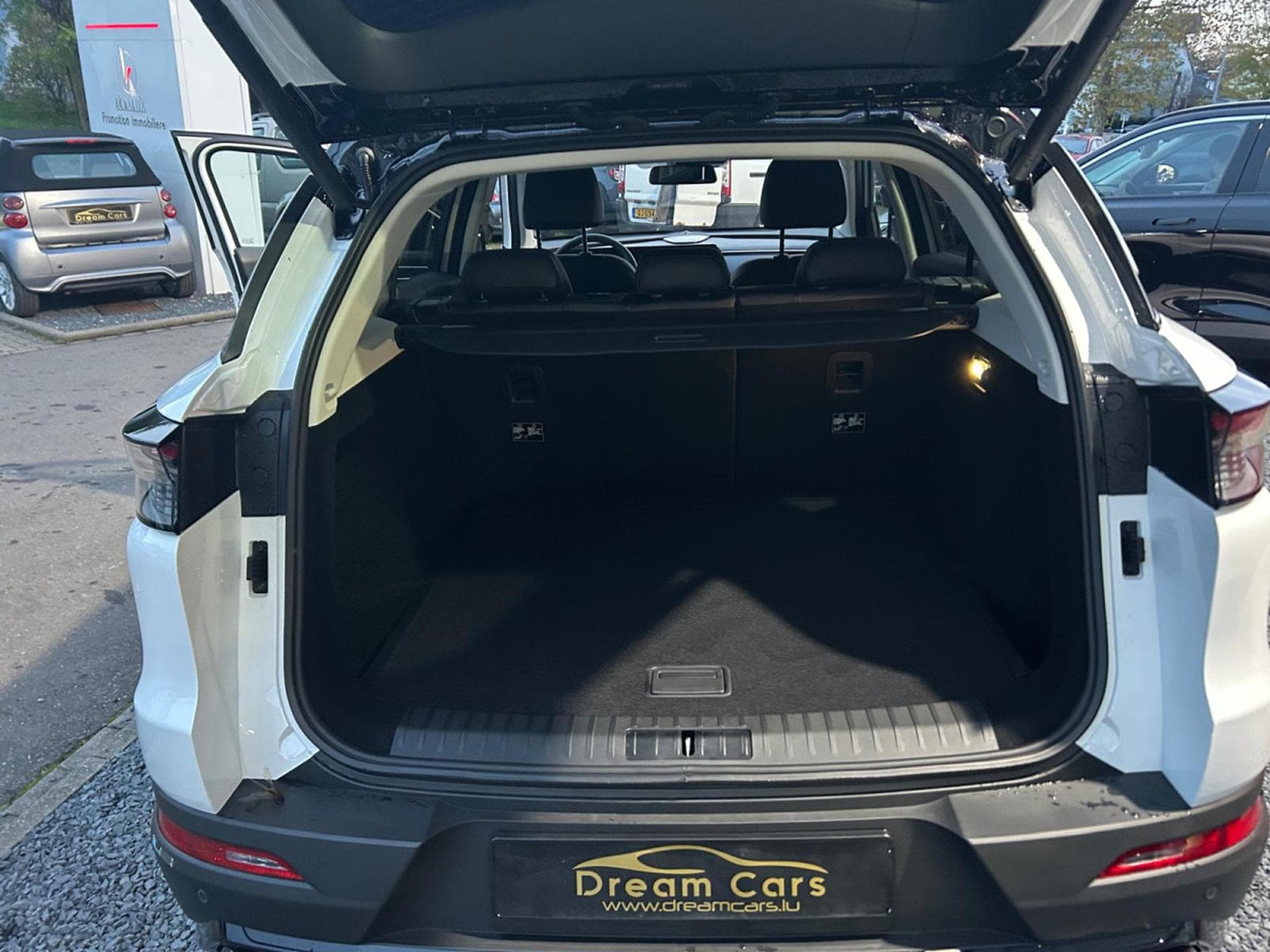Baic X75 1.5 TURBO AUTO FULL OPTIONS (2026) - Photo 8