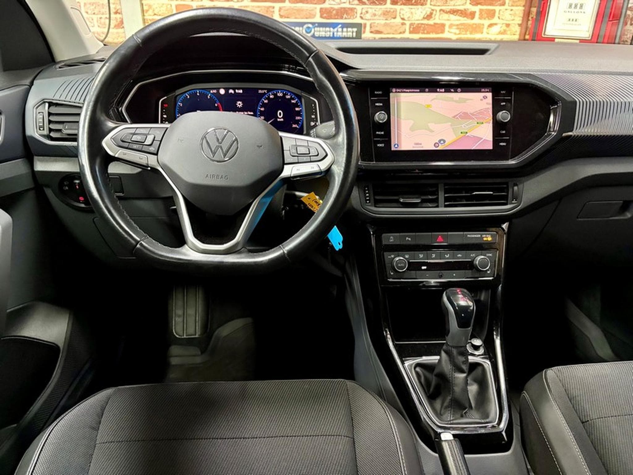 VW T-Cross T-Cross 1.0 TSi 116cv Auto STYLE Navi/Camera/DSG (2021) - Photo 4