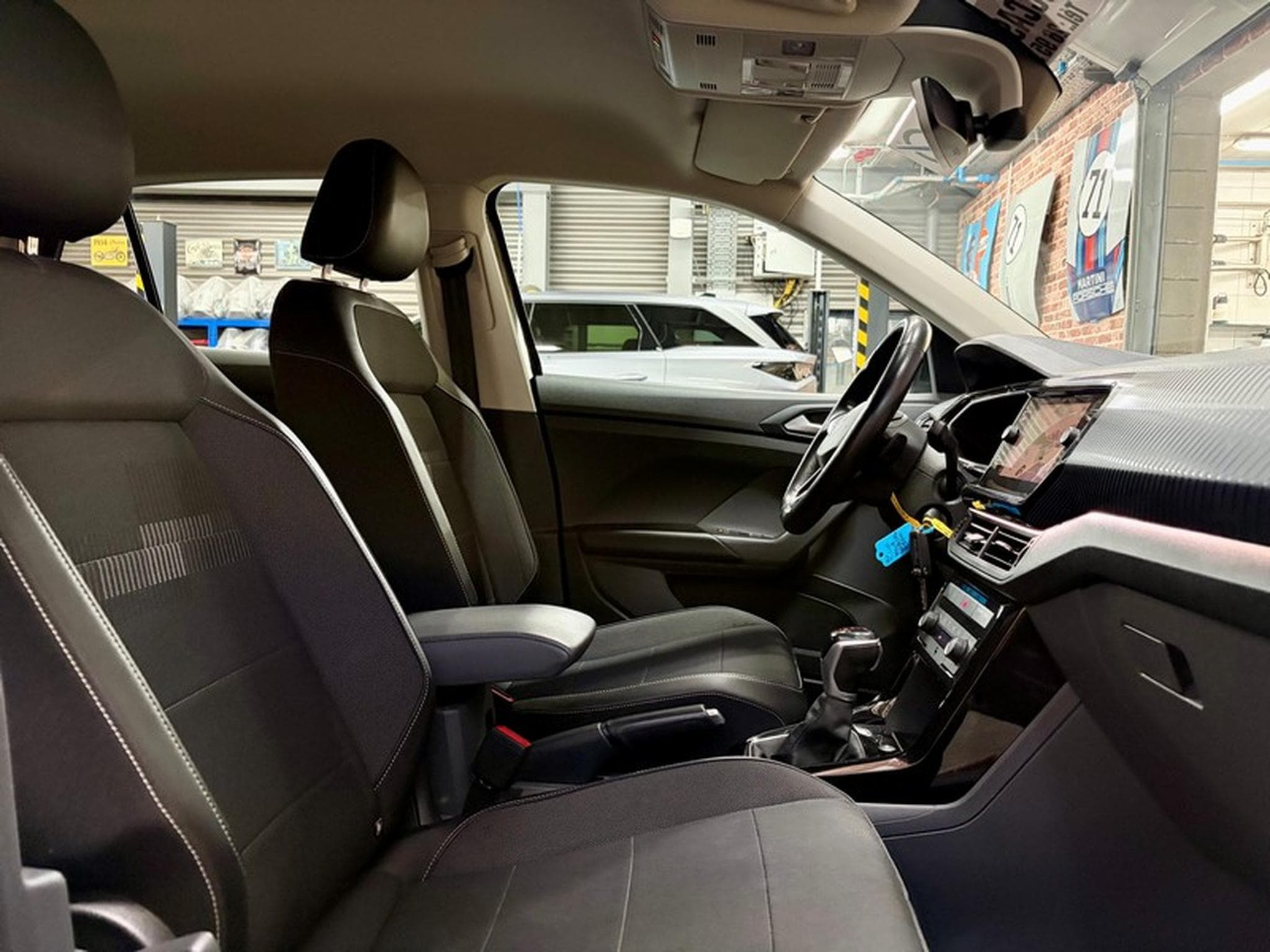 VW T-Cross T-Cross 1.0 TSi 116cv Auto STYLE Navi/Camera/DSG (2021) - Photo 8